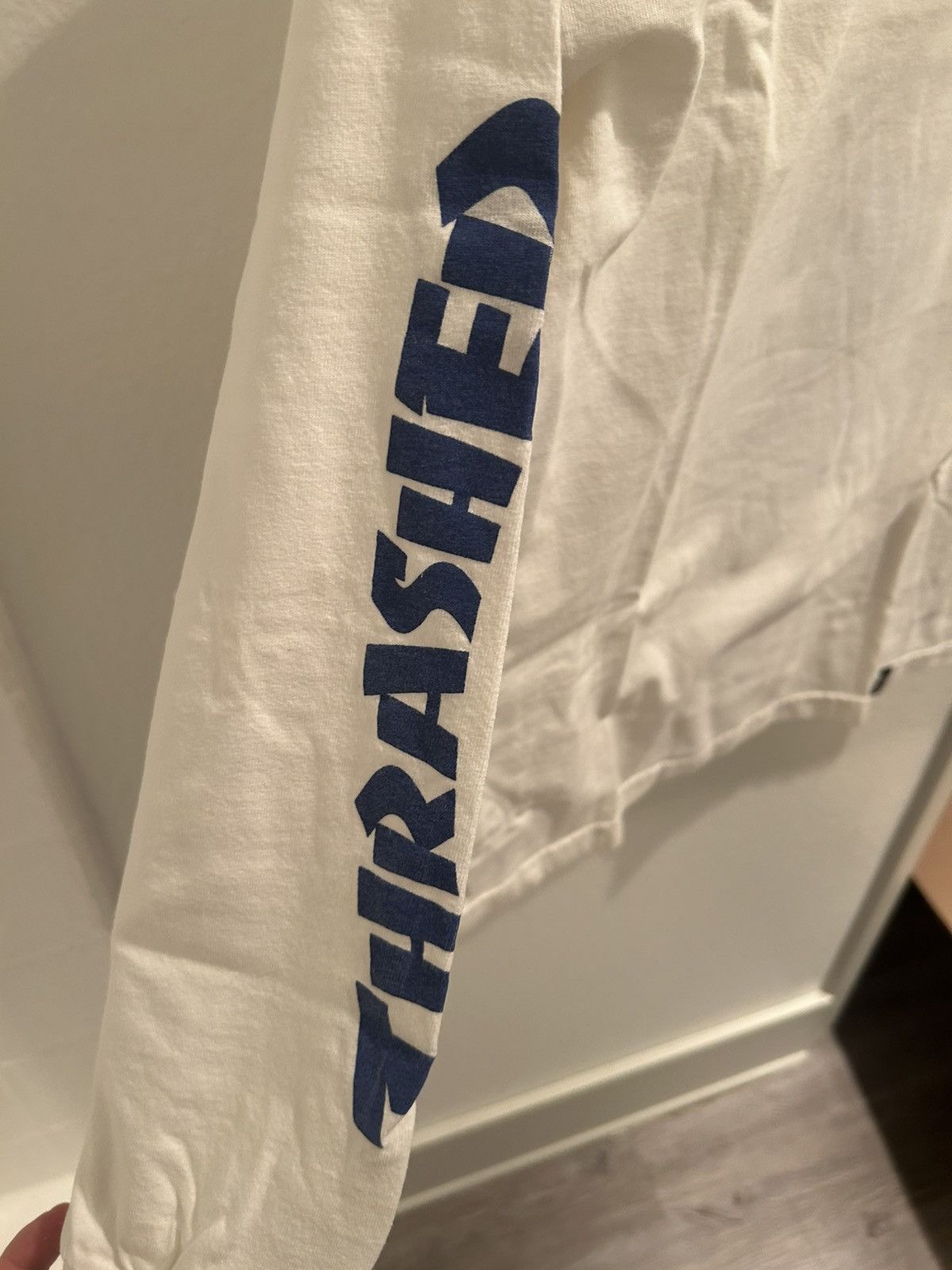 Huf White HUF Tee with Thrasher sleeves Size US M / EU 48-50 / 2 - 2 Thumbnail