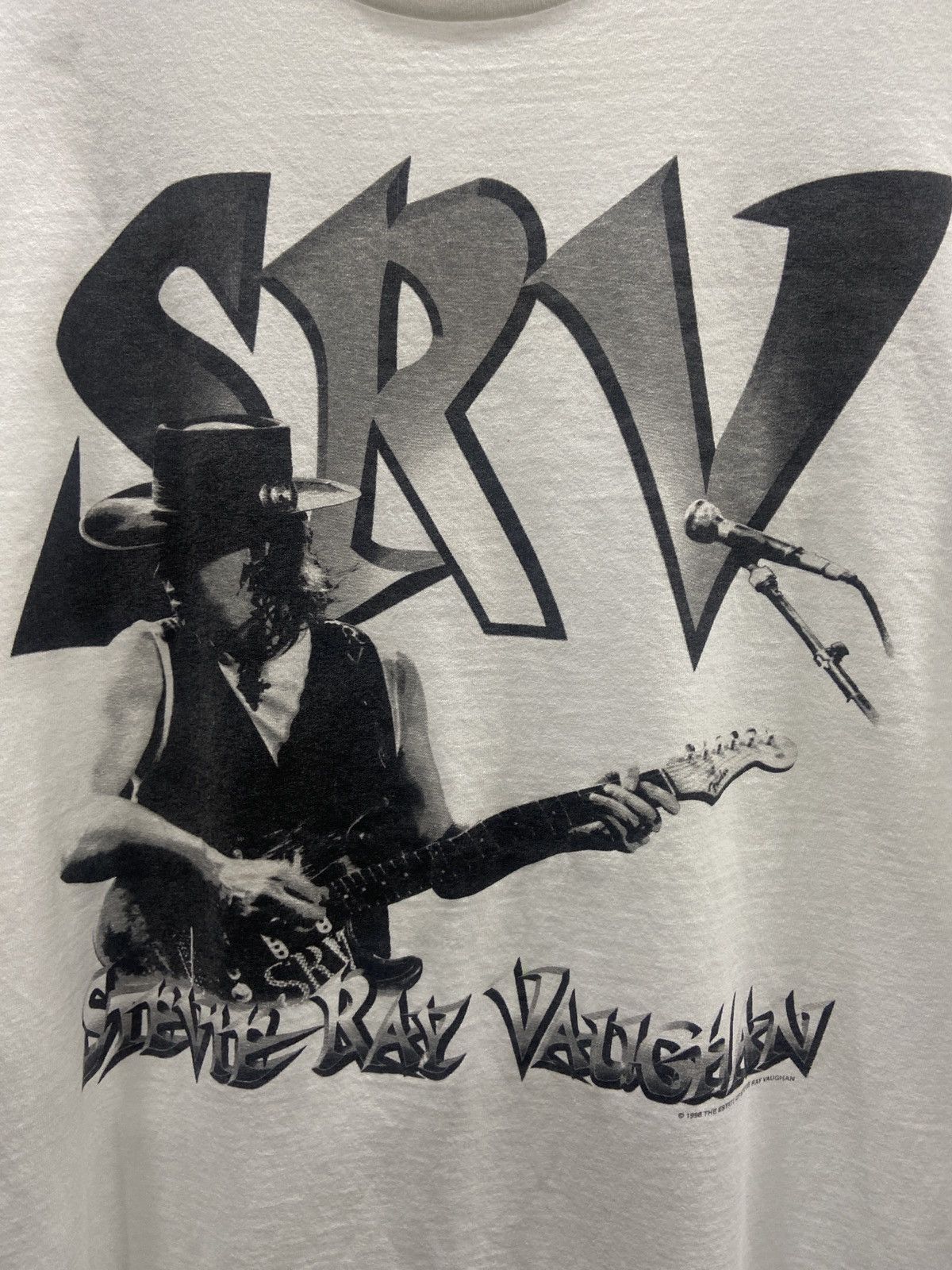 Band Tees Vintage 1998s SRV Stevie Ray Vaughan Tour Rock TShirt Size US XL / EU 56 / 4 - 4 Thumbnail