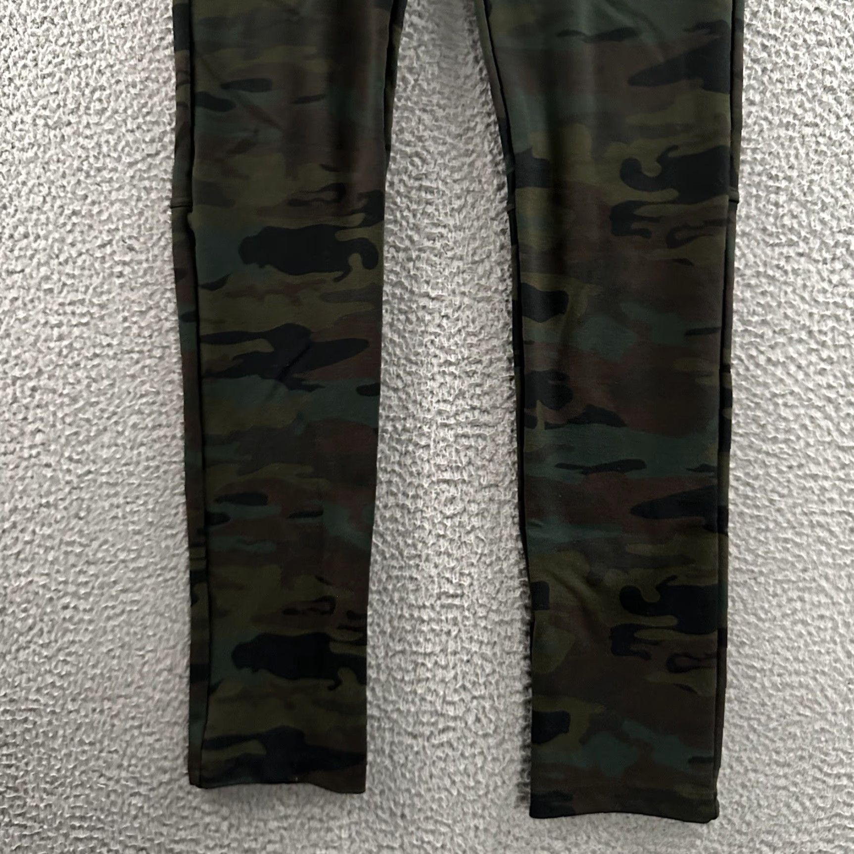 Sanctuary Sanctuary Womens Leggings Camo Multicolor M Pull On Ankle Nylon Rayon Blend Size 32" / US 10 / IT 46 - 3 Thumbnail