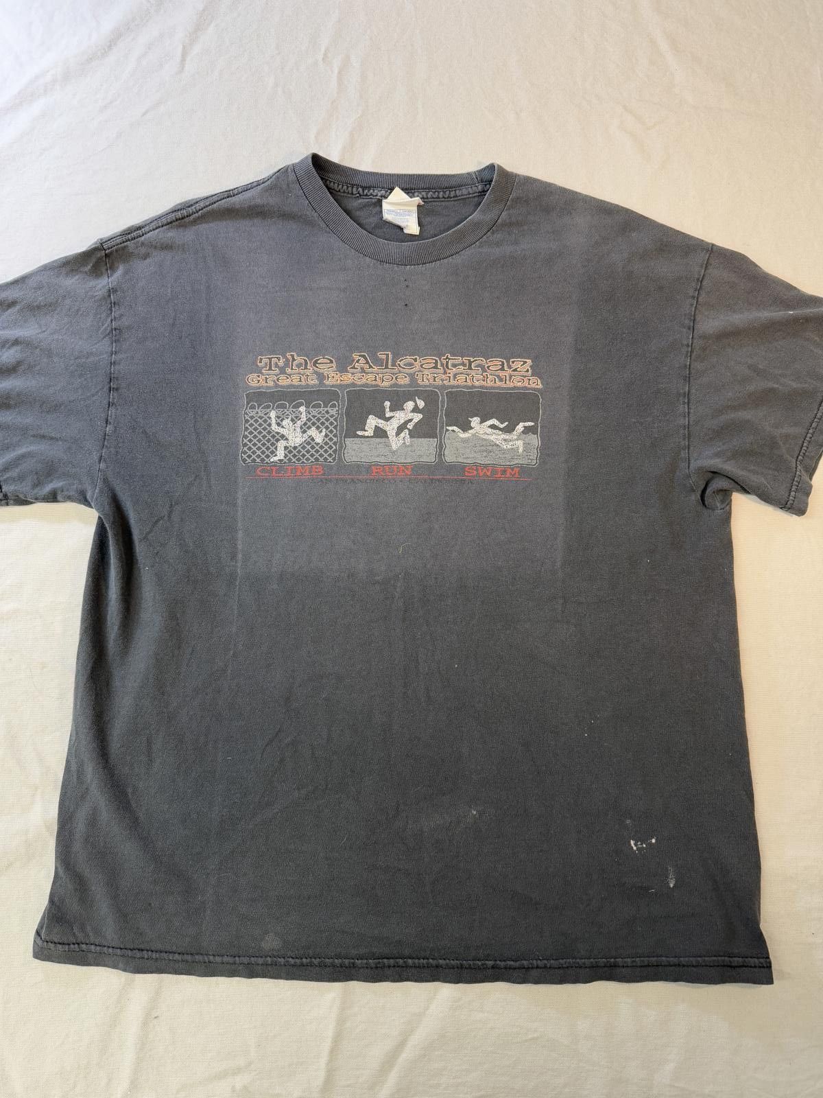 Designer San Francisco Alcatraz Prison T-shirt Great Escape Triathlon Size US XL / EU 56 / 4 - 1 Thumbnail