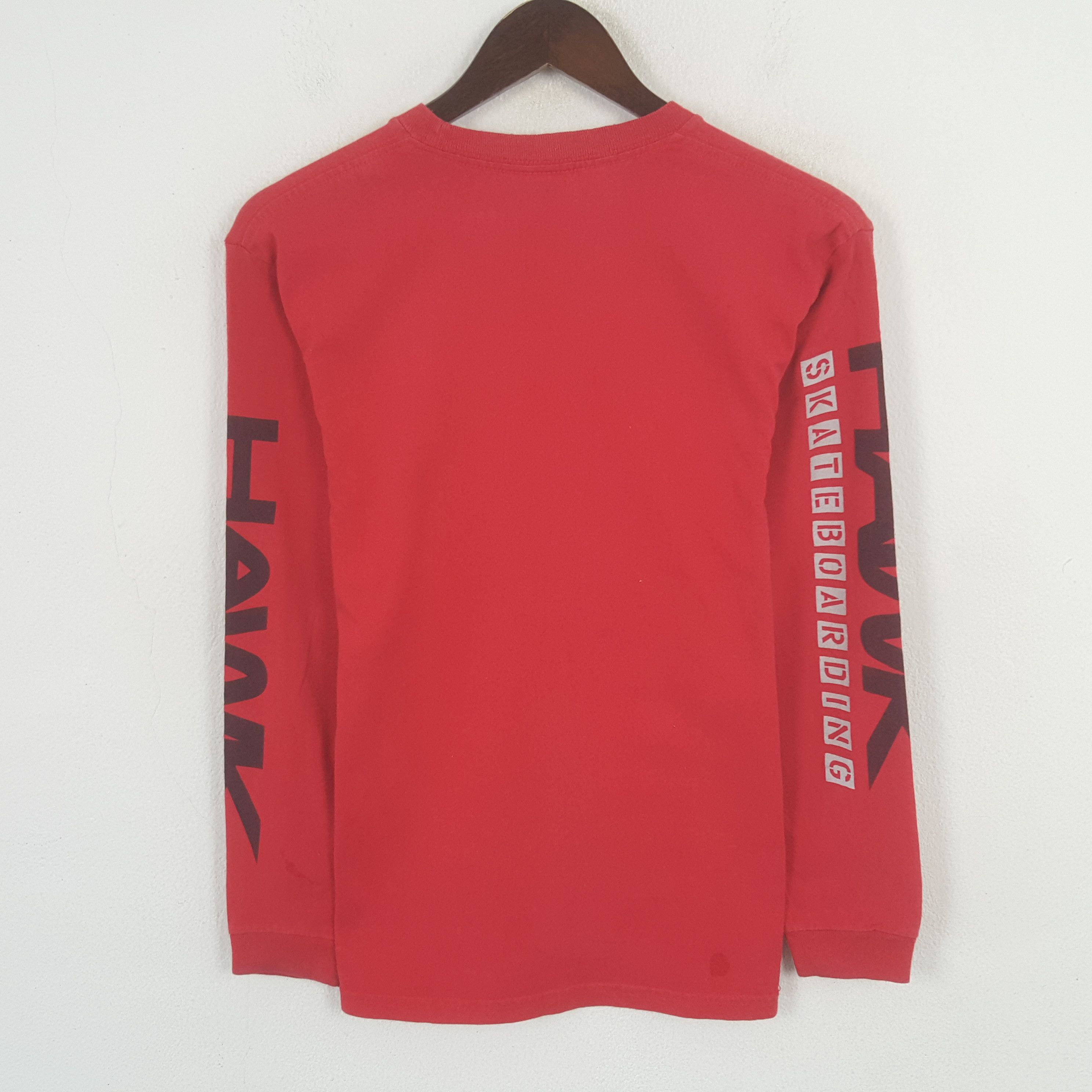 Hawk Vintage Hawk Skateboard Tshirt Size US XL / EU 56 / 4 - 3 Thumbnail