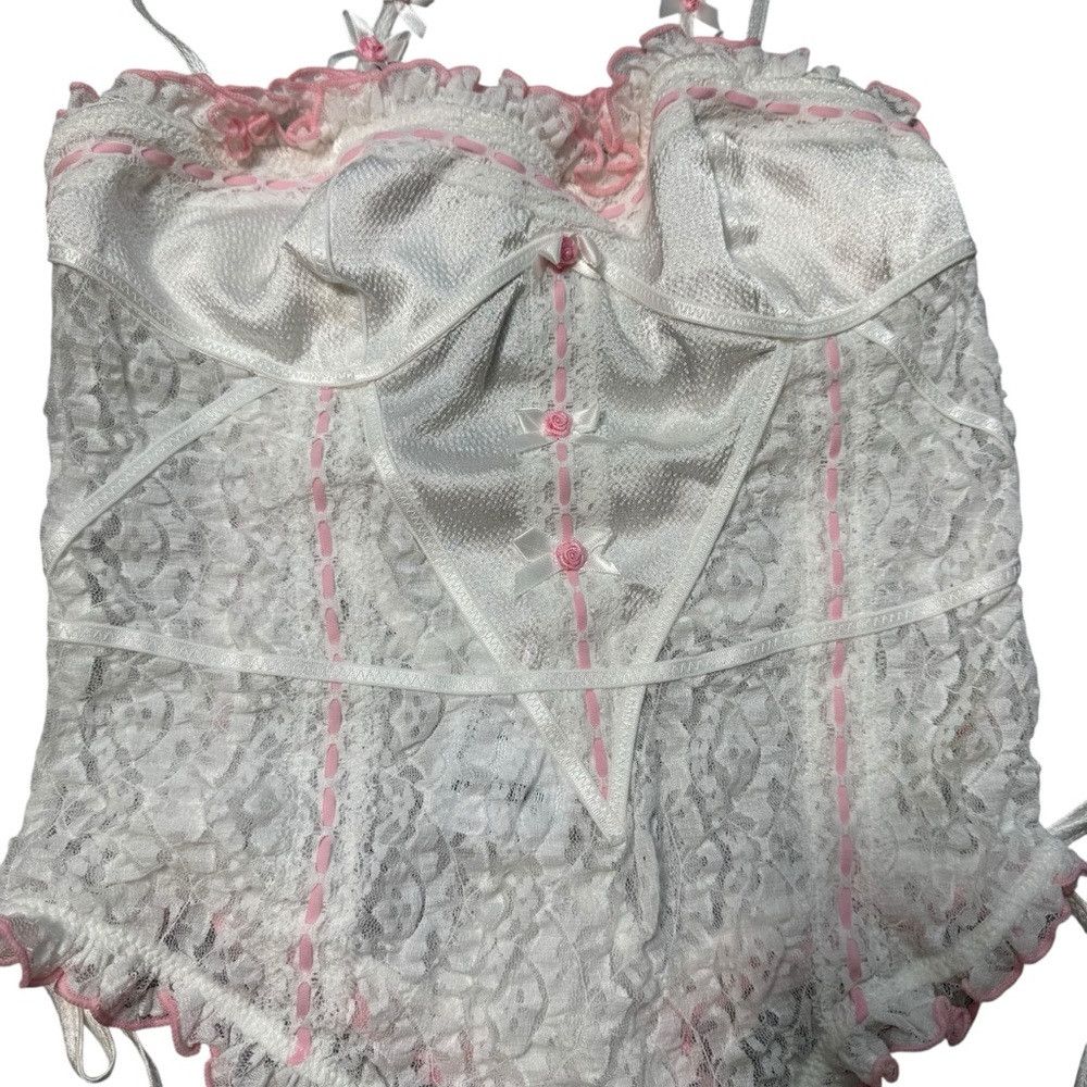 Free People NWT New $98 Free People Sweet Cheeks Thong Bodysuit Size S Size S / US 4 / IT 40 - 9 Thumbnail