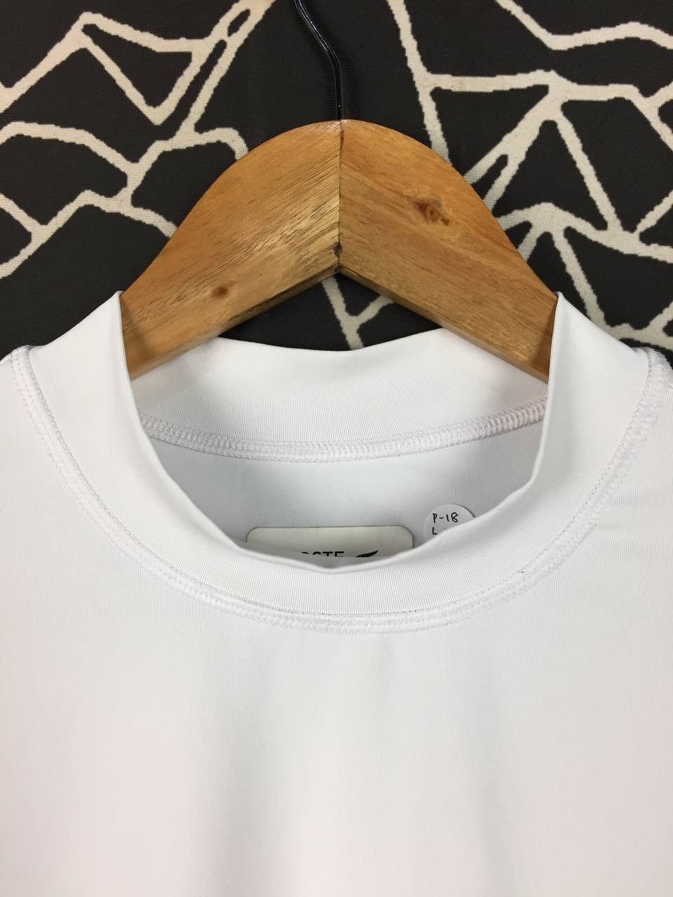Lacoste Lacoste Sport Men's White Long Sleeve Mock Neck Base Layer Size US S / EU 44-46 / 1 - 4 Thumbnail