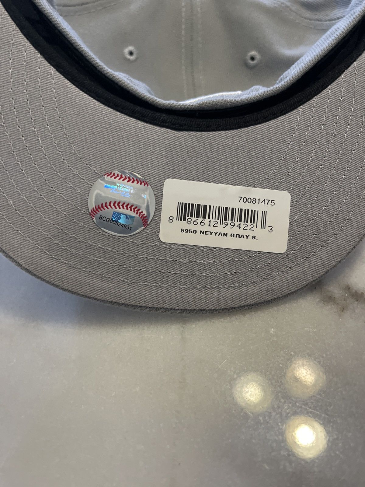 New Era All Grey Yankees Fitted Hat Size 8 Size ONE SIZE - 1 Thumbnail