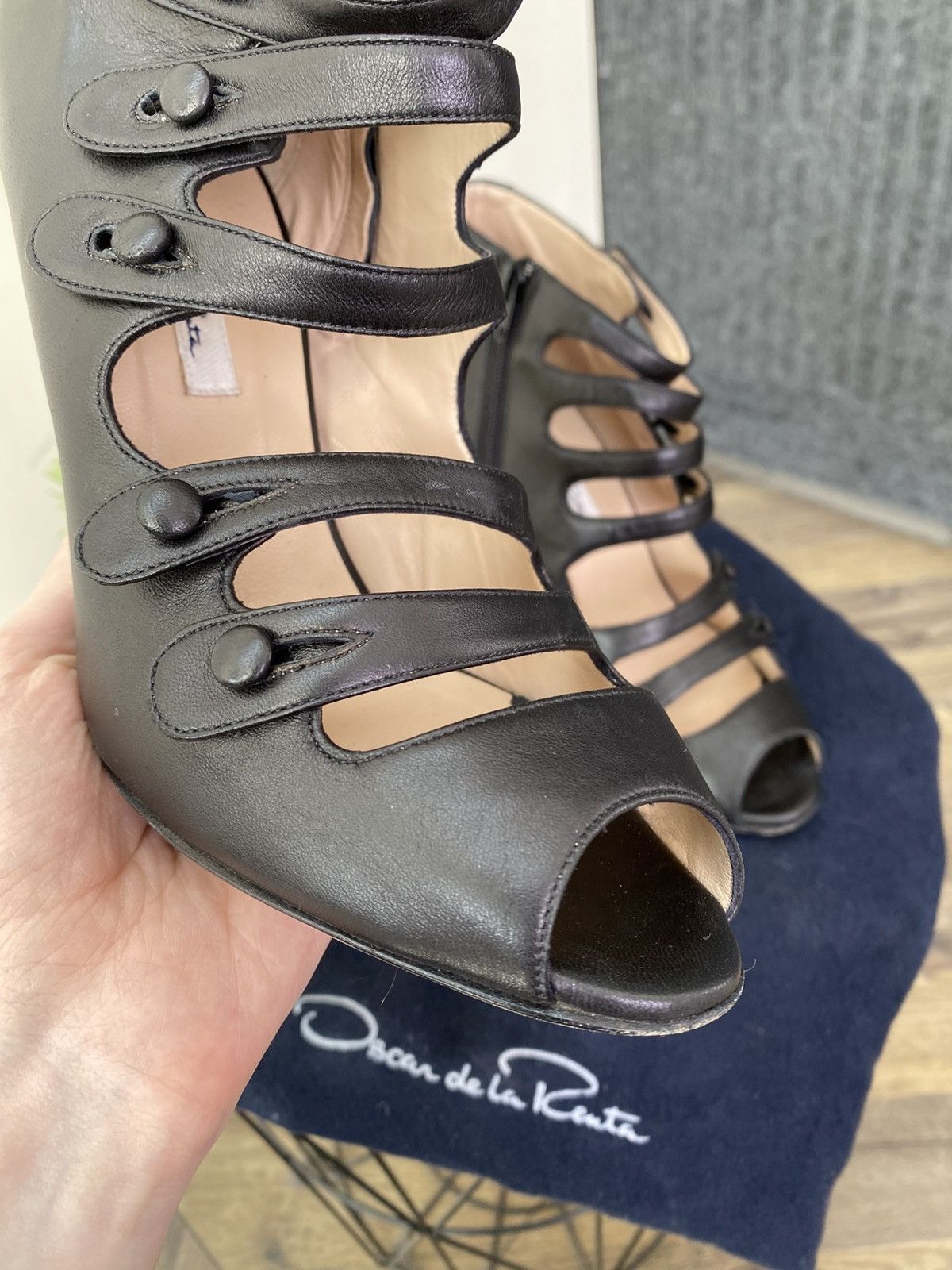 Oscar De La Renta Vintage Oscar de la Renta Leather Caged Ankle Length Sandals Size US 9.5 / IT 39.5 - 6 Thumbnail