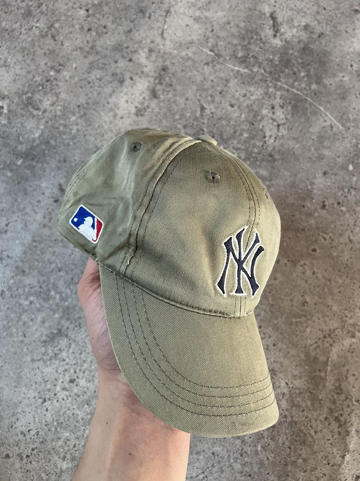 New York Yankees Adidas Vintage Hat New York Yankees NY Beige Rare Baseball Size ONE SIZE - 1 Thumbnail