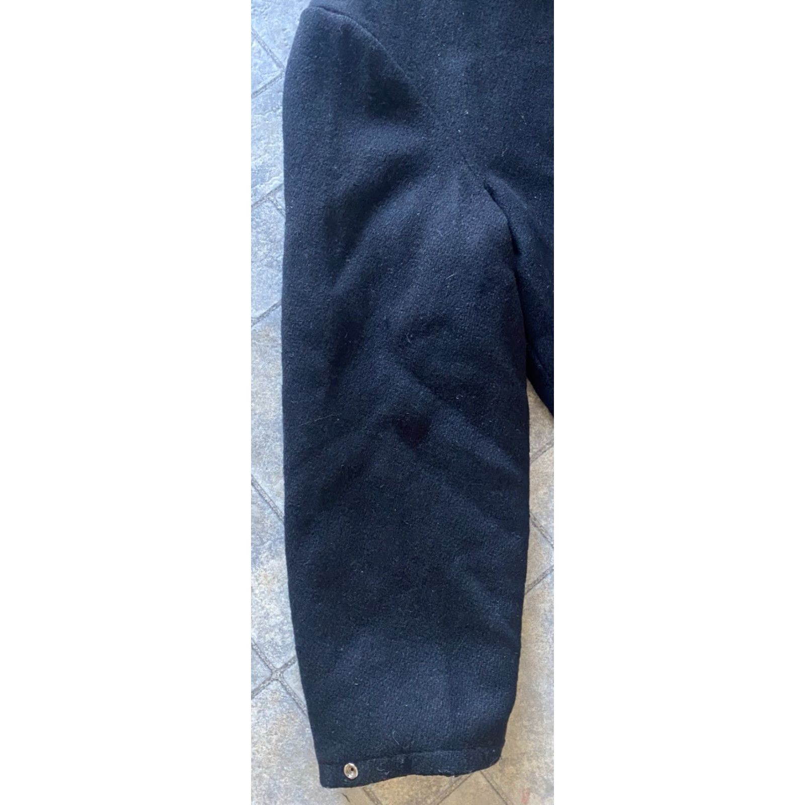 Vintage VINTAGE Grandstander by Campus Black Coat 40 Long Jacket Red Lining USA Made Mens Size US XXS / EU 40 - 7 Thumbnail