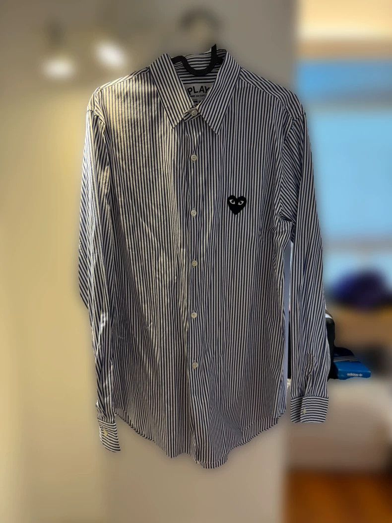 Comme des Garcons Comme Des Garcons Play Series Classic Shirt White Blue Nav Size US M / EU 48-50 / 2 - 1 Thumbnail