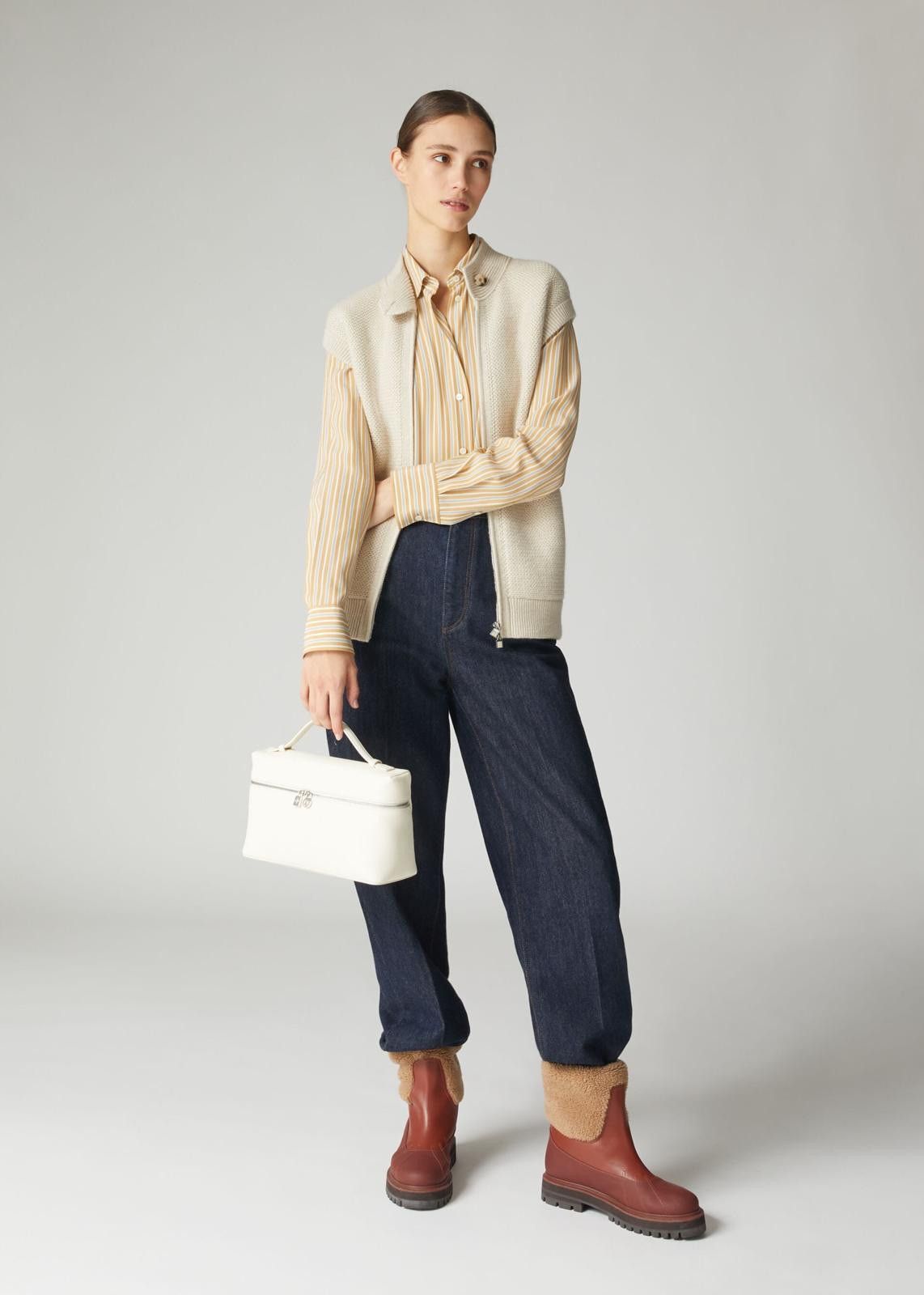 Loro Piana o1srvl11e1124 Sleeveless Bomber Jacket in Ivory Size S / US 4 / IT 40 - 4 Thumbnail