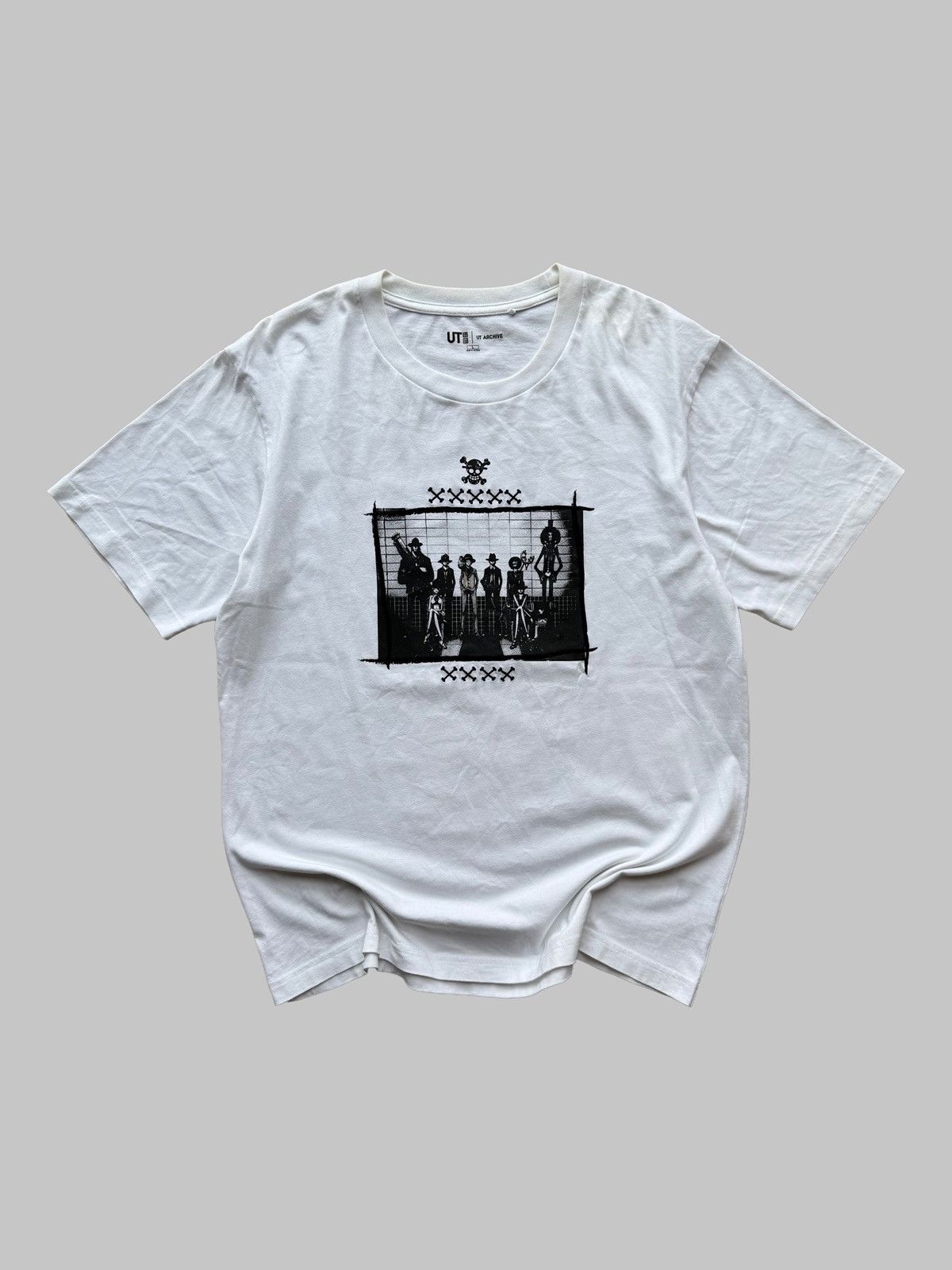 One Piece One piece Uniqlo The King of pirates Anime Tee Size US L / EU 52-54 / 3 - 1 Thumbnail