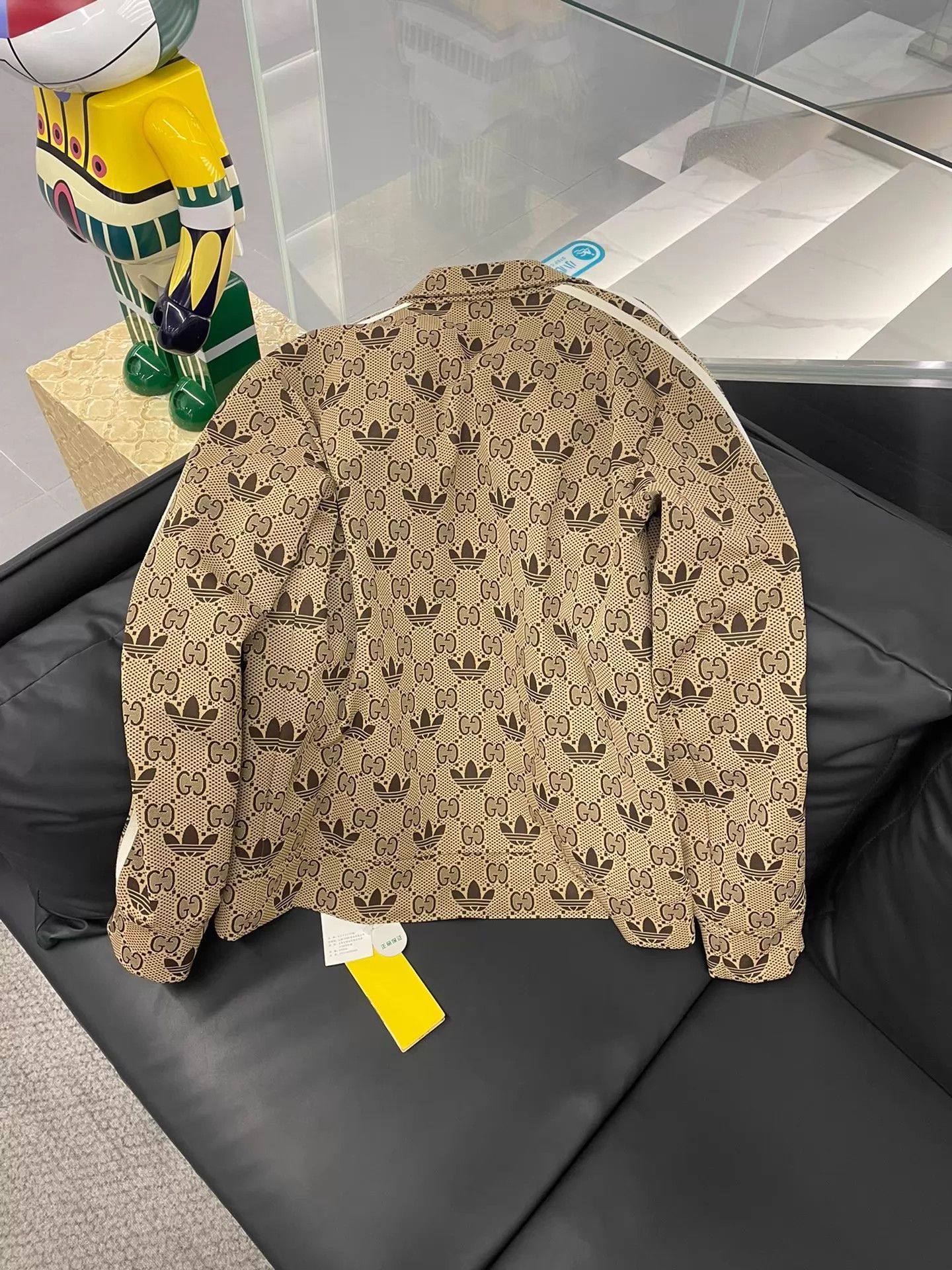 Gucci Gucci x adidas collab new with tags XL Size US XL / EU 56 / 4 - 2 Thumbnail