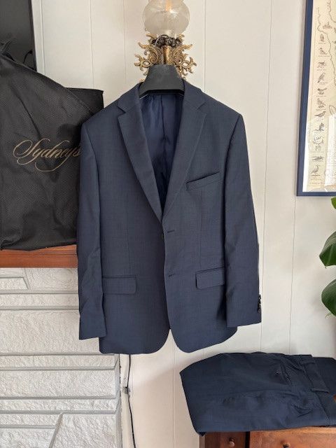 Other Sydney's Navy Blue Suit - size 40 (made in Canada) Size 40S - 1 Thumbnail