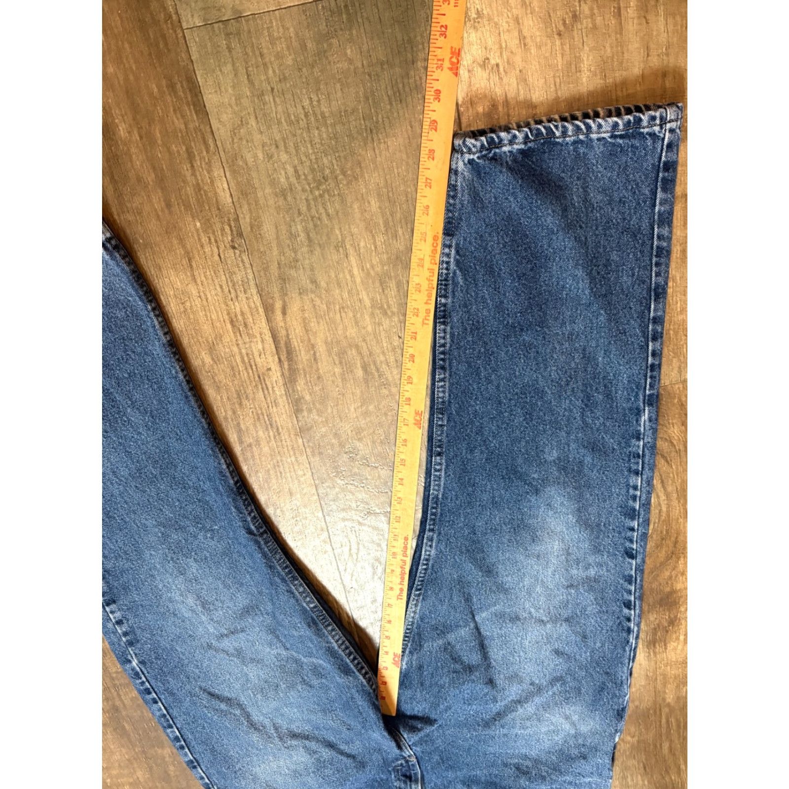 Wrangler VINTAGE Wrangler Jeans Mens 40 x 30 Relaxed Fit Blue Denim 100% Cotton Western Dad Mens Jeans Regular 30 In Inseam Blue Straight Denim Wrangler Size US 40 / EU 56 - 2 Thumbnail