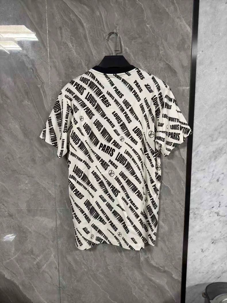 Louis Vuitton Louis Vuitton Vase Short Sleeve Size US S / EU 44-46 / 1 - 6 Thumbnail