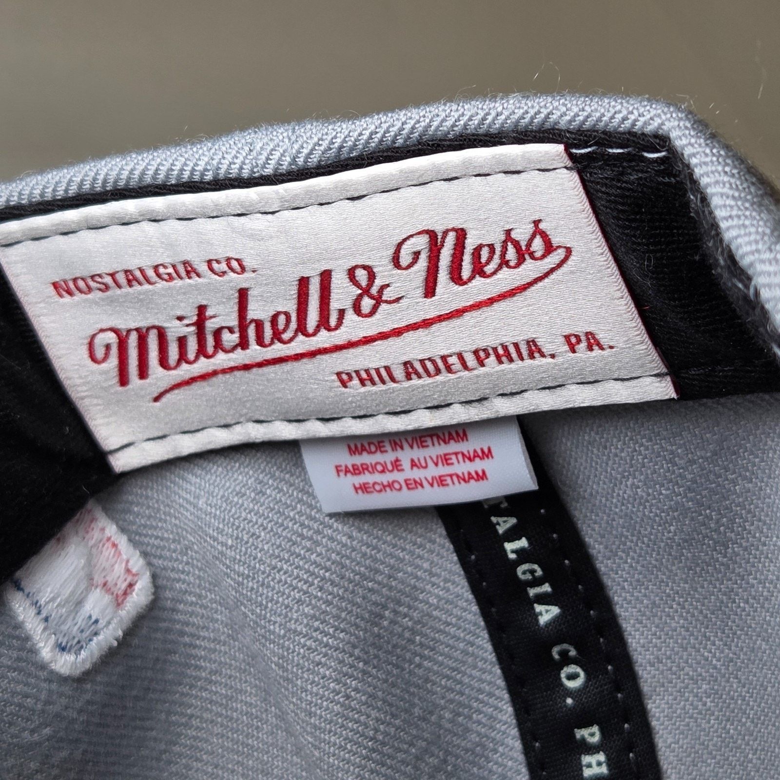Mitchell & Ness Philadelphia 76ers Mitchell & Ness Snapback Hat Gray & Blue Size ONE SIZE - 8 Thumbnail