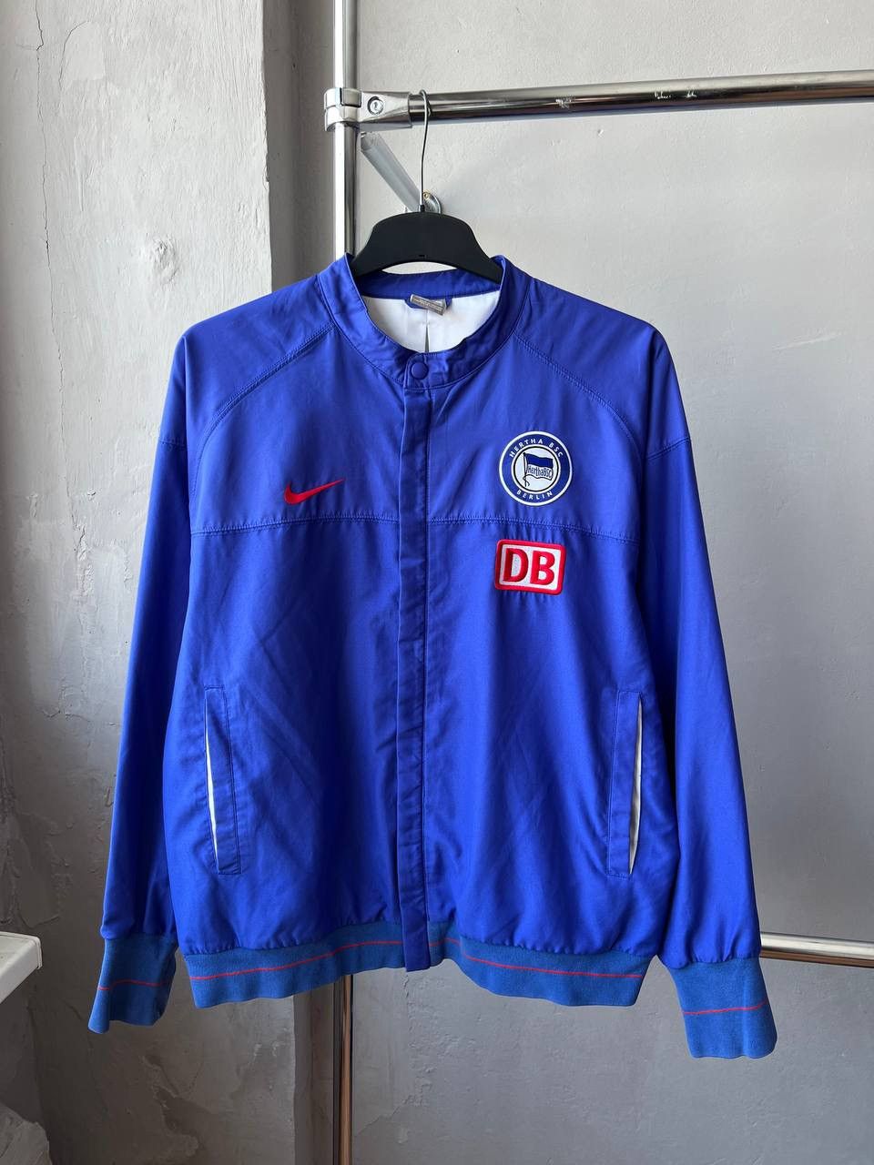 Nike 2007/08 HERTHA BSC BERLIN NIKE TRAINING VINTAGE SOCCERJACKET Size US L / EU 52-54 / 3 - 2 Thumbnail