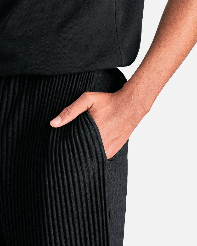 Homme Plisse Issey Miyake o1s1v1r1oon0825 Mc January Pleated Pants in Black Size US 30 / EU 46 - 5 Thumbnail
