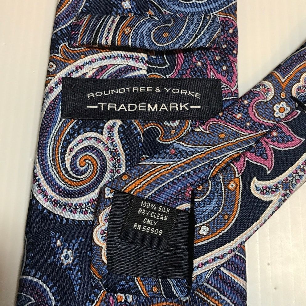 Roundtree & Yorke Roundtree & Yorke Floral Silk Long, Classic Necktie Size ONE SIZE - 3 Thumbnail