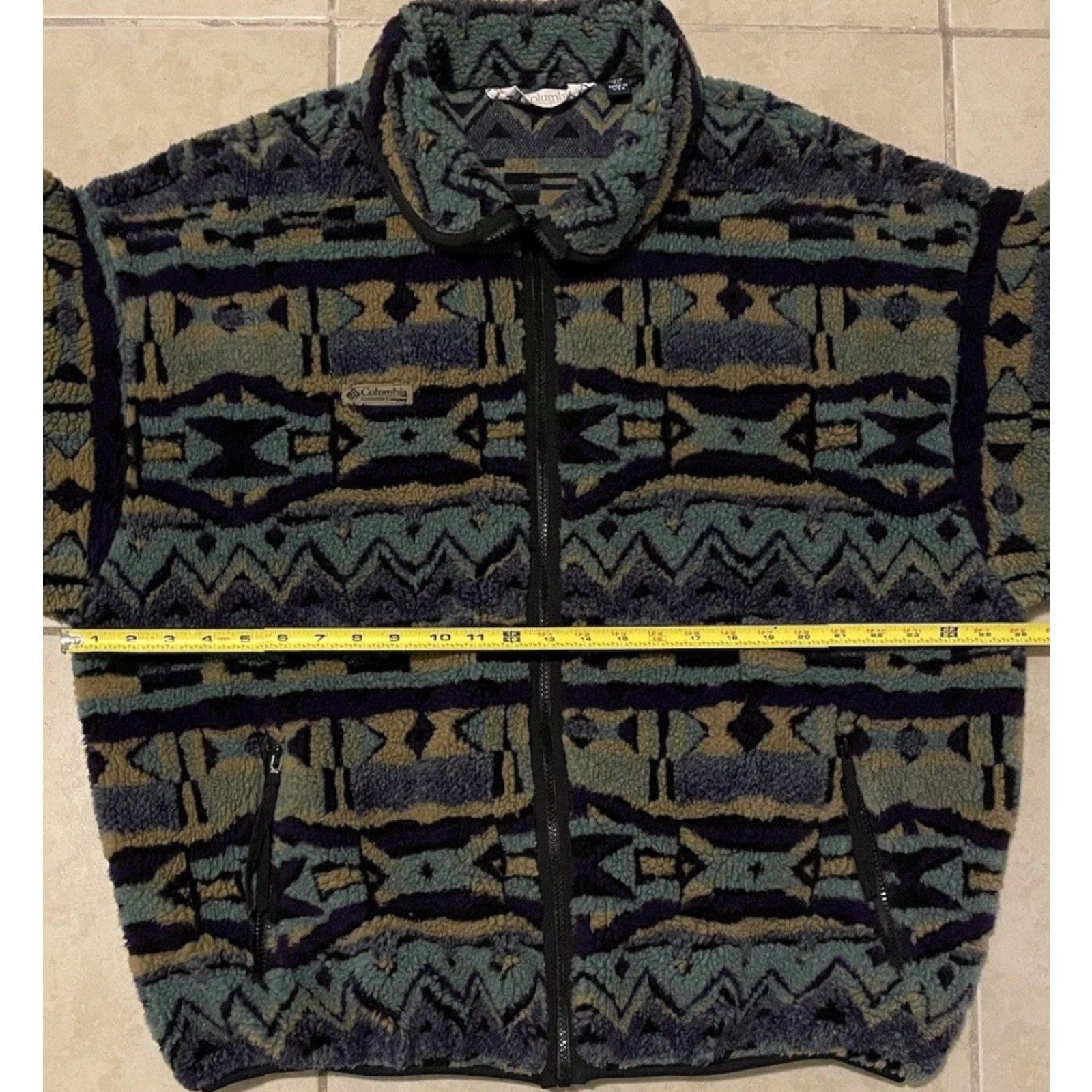 Vintage VINTAGE Columbia Aztec Deep Pile Fleece Jacket XL USA Abstract Art Skate 90s 80s Men Green Size US XL / EU 56 / 4 - 7 Thumbnail