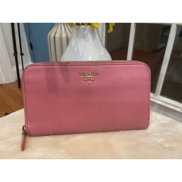 Prada Authentic Prada Long Wallet Round Zipper Pink Saffiano - Pre Size ONE SIZE - 1 Thumbnail