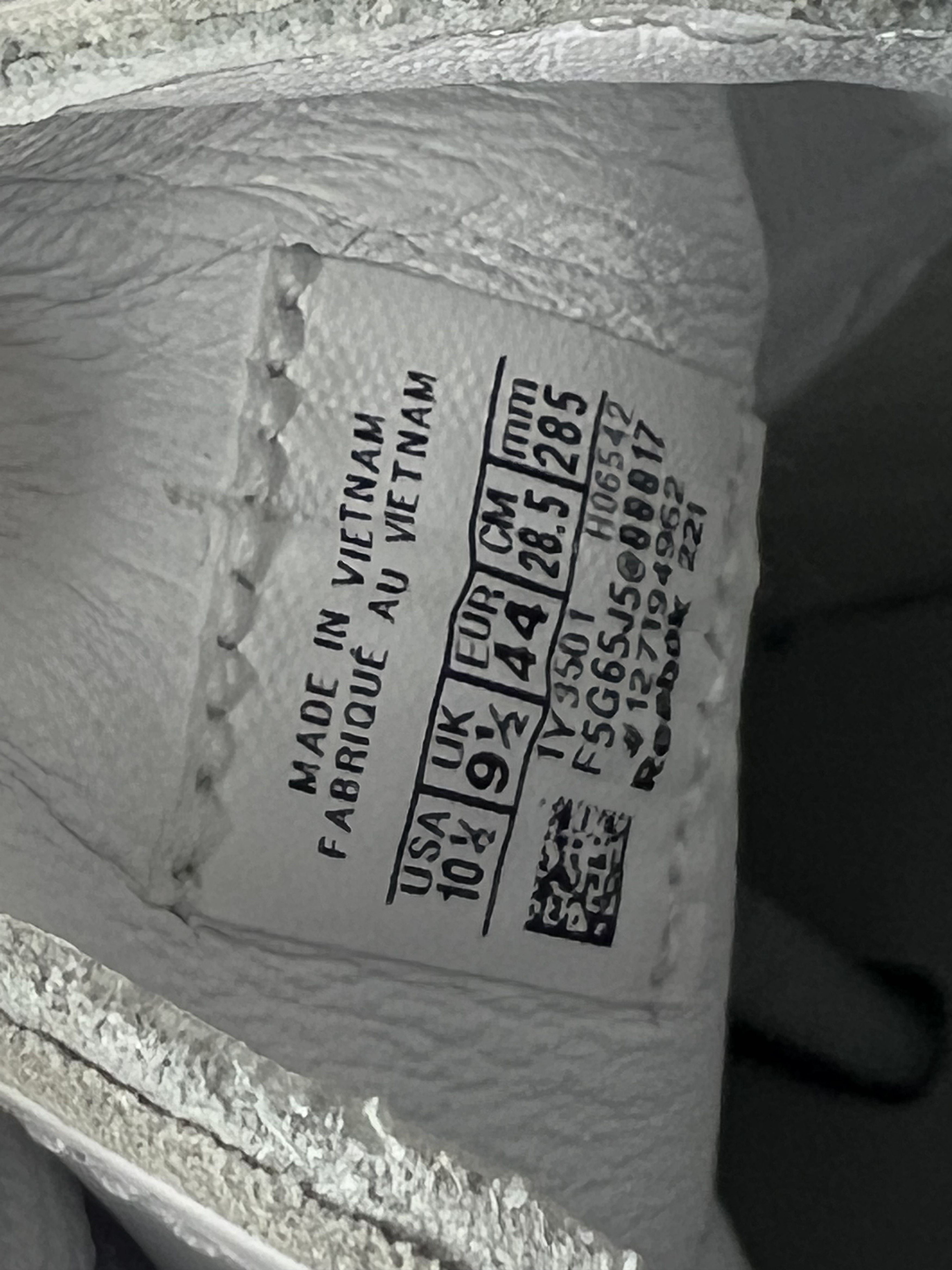 Maison Margiela × Reebok Maison Margiela x Reebok Instapump Fury Tabi Size US10.5 Size US 10.5 / EU 43-44 - 8 Thumbnail
