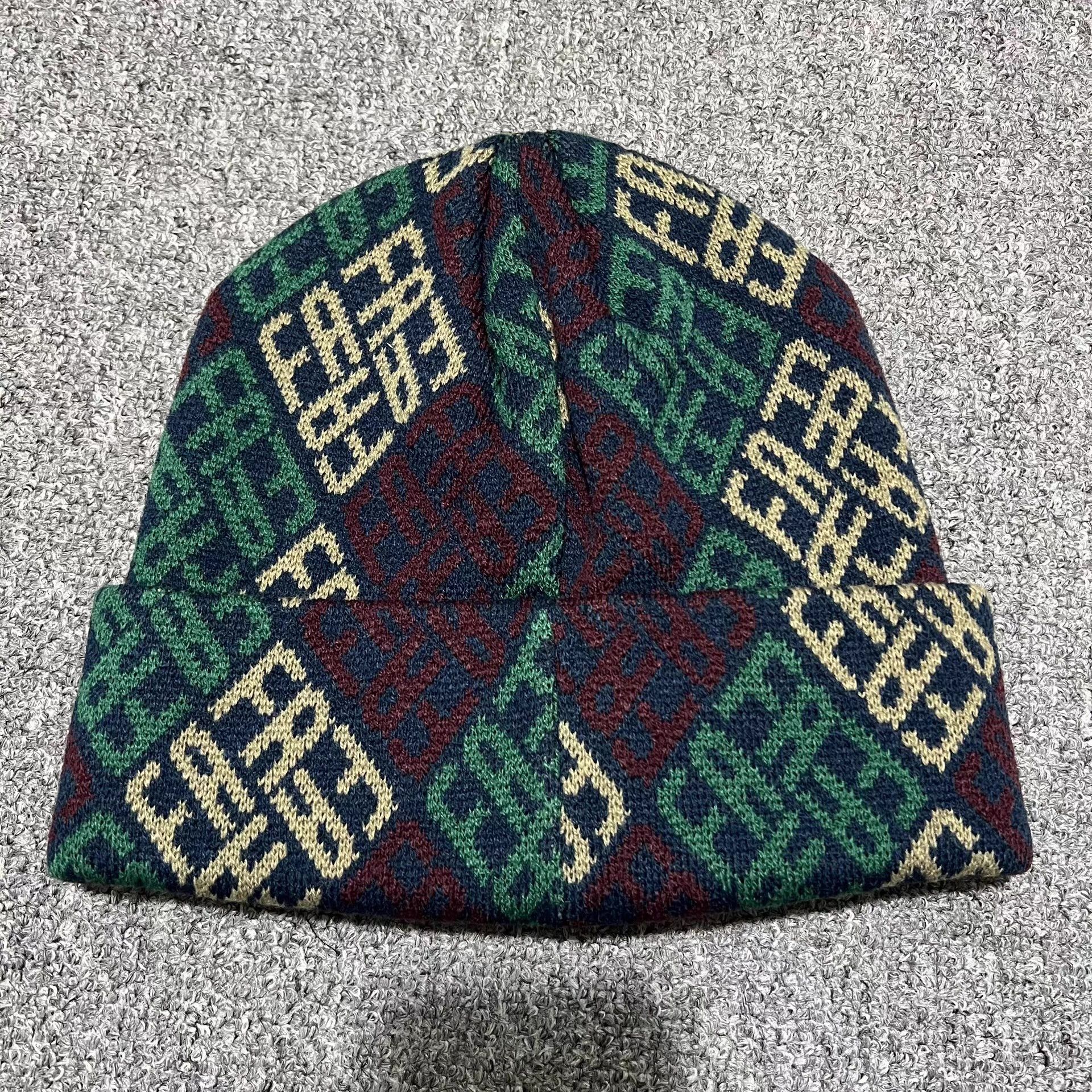 Fucking Awesome Fucking Awesome Old Money Style Knitted Beanie。 Q7 Size ONE SIZE - 8 Thumbnail