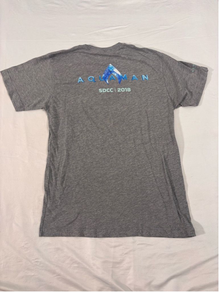Tultex Men's Tultex Gray Aquaman Graphic T-Shirt Size M Size US M / EU 48-50 / 2 - 10 Thumbnail