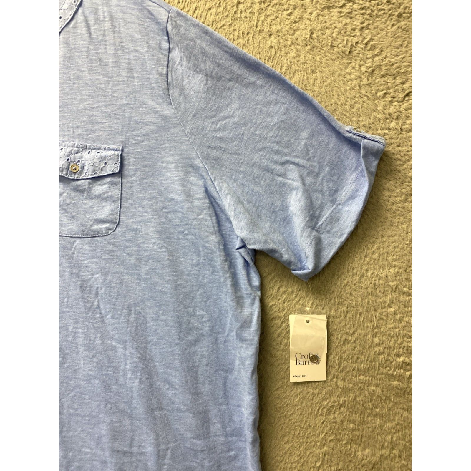 Croft & Barrow VINTAGE? No. Croft & Barrow Light Blue Short Sleeve Top 3XL Women Adult Regular NWT Size 3XL Blue Basic Shirt/Top Womens Size 40" / US 18 - 2 Thumbnail