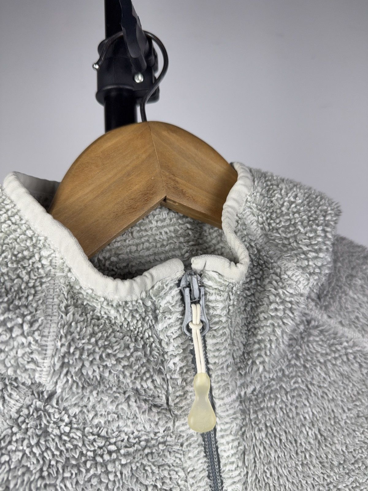 Jack Wolfskin Gorpcore 00s Jack Wolfskin Grey Sherpa Fleece Zip Hoodie Size M / US 6-8 / IT 42-44 - 9 Thumbnail