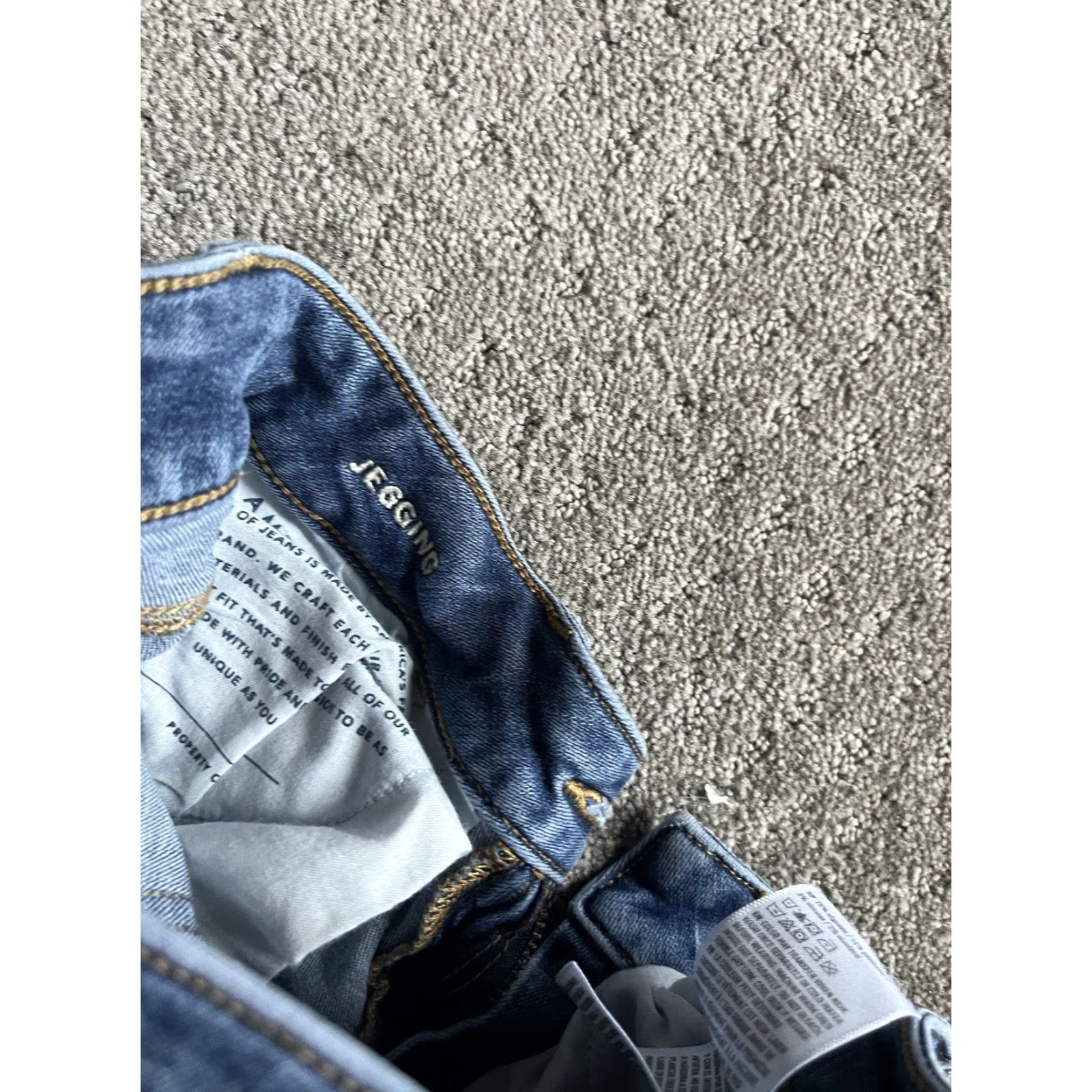 American Eagle Outfitters VINTAGE American Eagle Outfitters Blue Denim Jegging Pants Women's Size 4 Regular Stretch Distressed Size 27" / US 4 / IT 40 - 4 Thumbnail