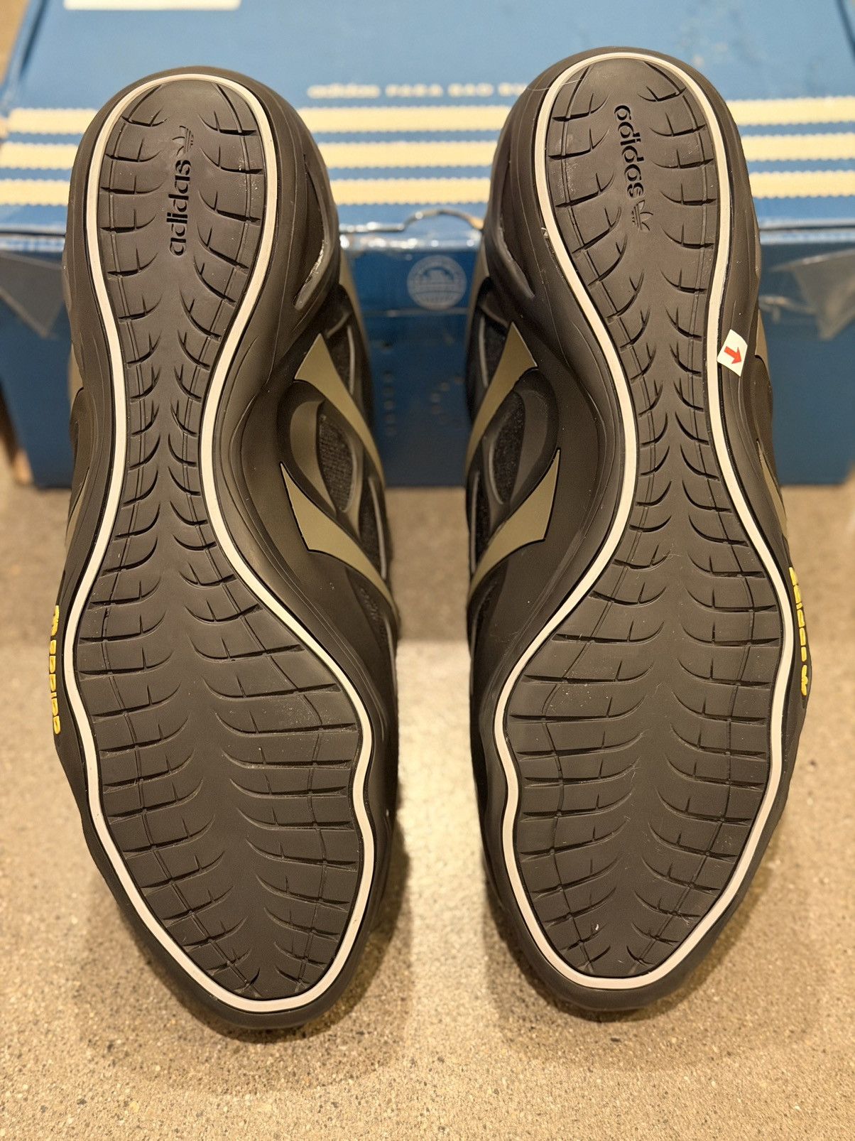 Adidas Adidas x Bad Bunny Adiracer GT Size US 9 / EU 42 - 6 Thumbnail