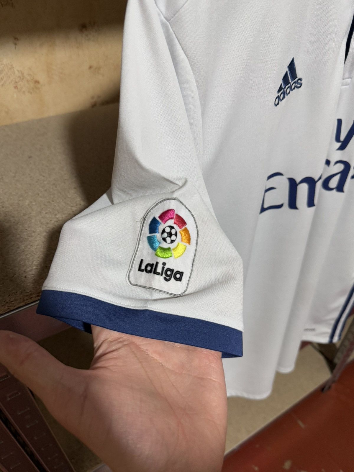 Adidas × Vintage Adidas Real Madrid Home 2016 2017 Football Soccer Jersey Size US L / EU 52-54 / 3 - 6 Thumbnail