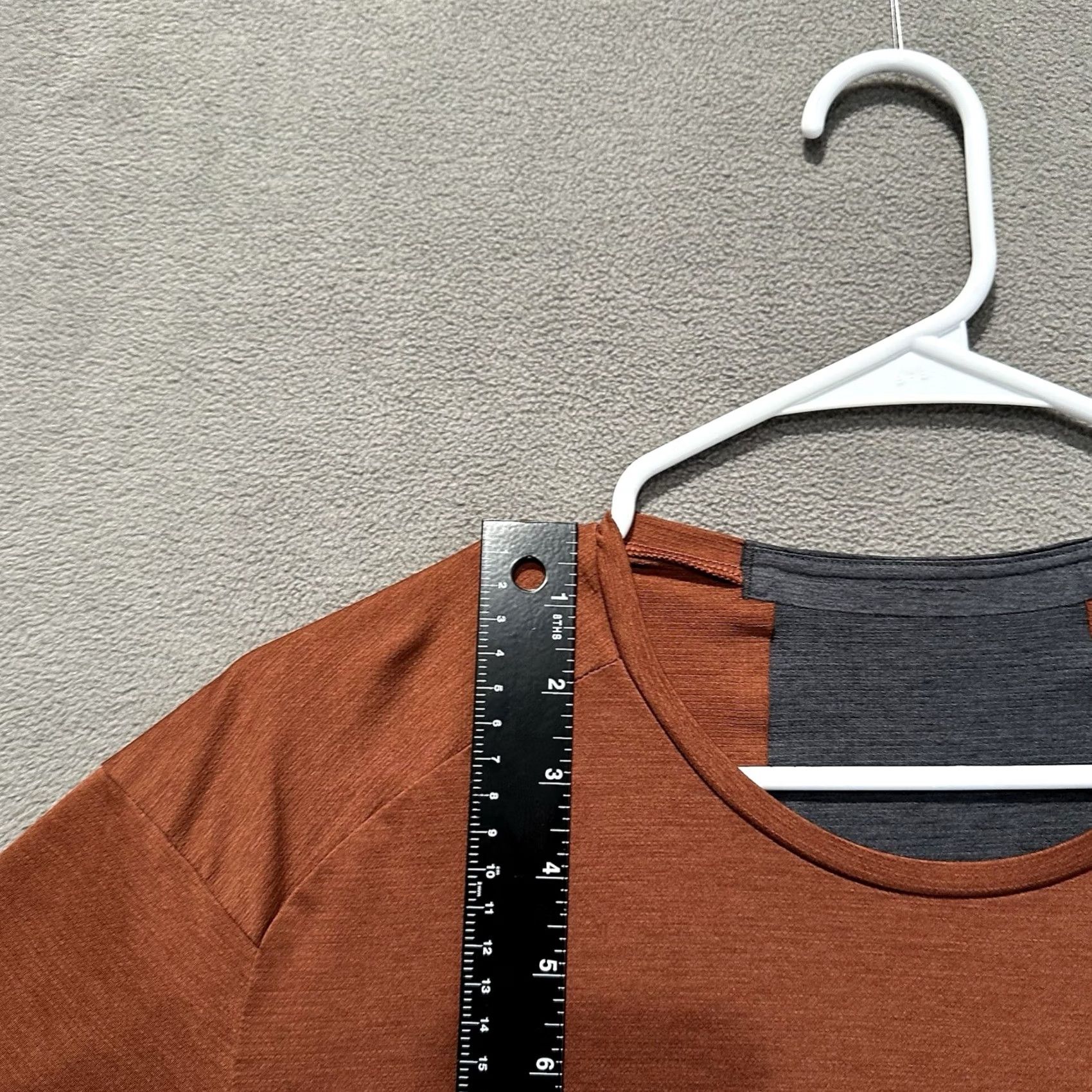 Lululemon EUC Lululemon Organic Cotton Shirt Large Orange, Crew Neck, Athletic Apparel, Womens, Size , Breathable, Workout, Sport Size US L / EU 52-54 / 3 - 7 Thumbnail