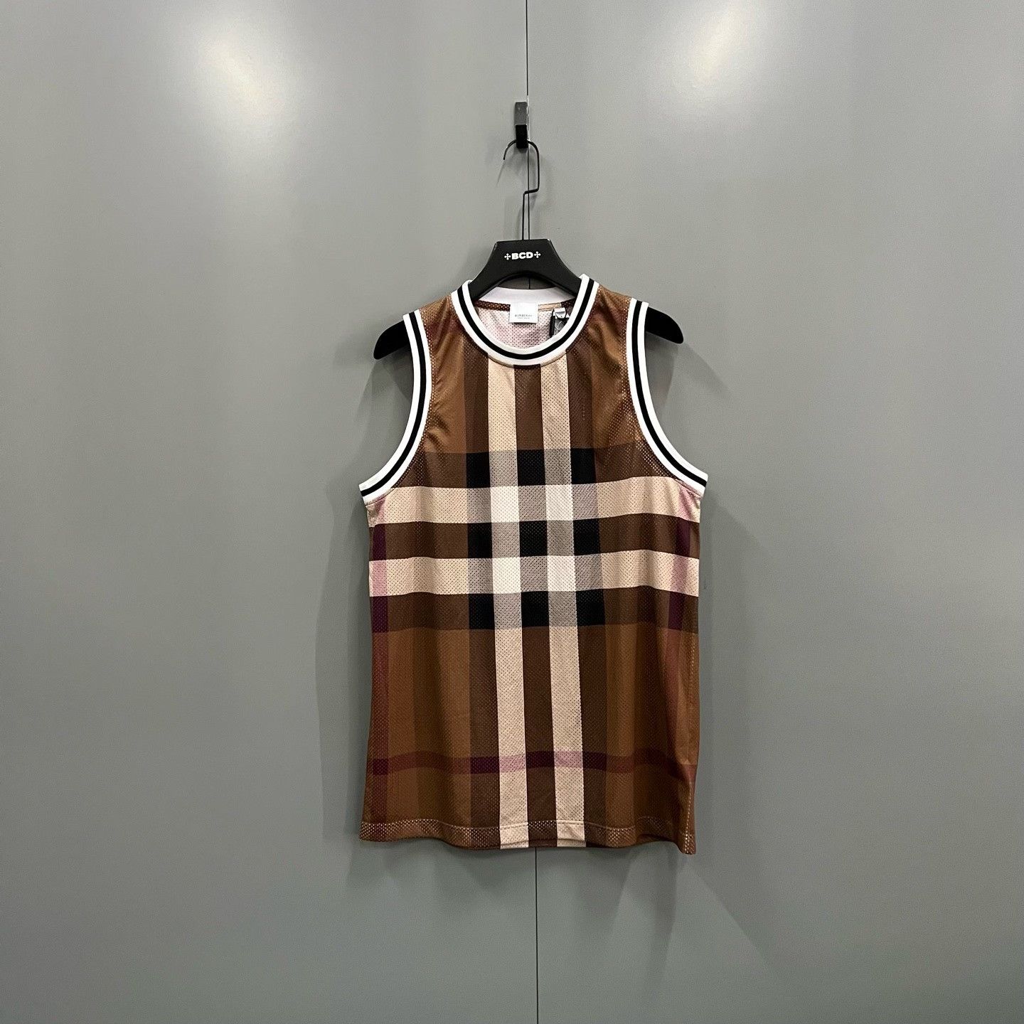 Burberry Burberry Plaid Tank Top s Men Size US S / EU 44-46 / 1 - 1 Thumbnail