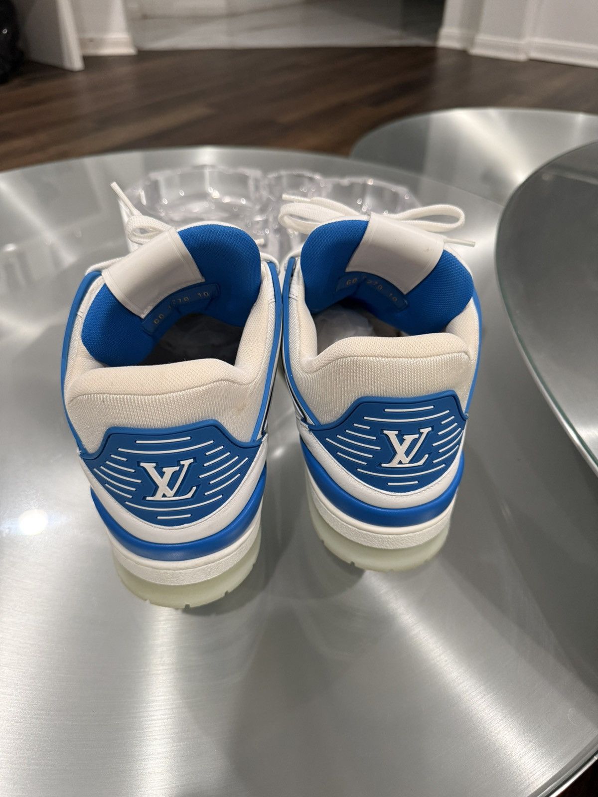Louis Vuitton Louis Vuitton Hightop Sneakers Size US 11 / EU 44 - 2 Thumbnail