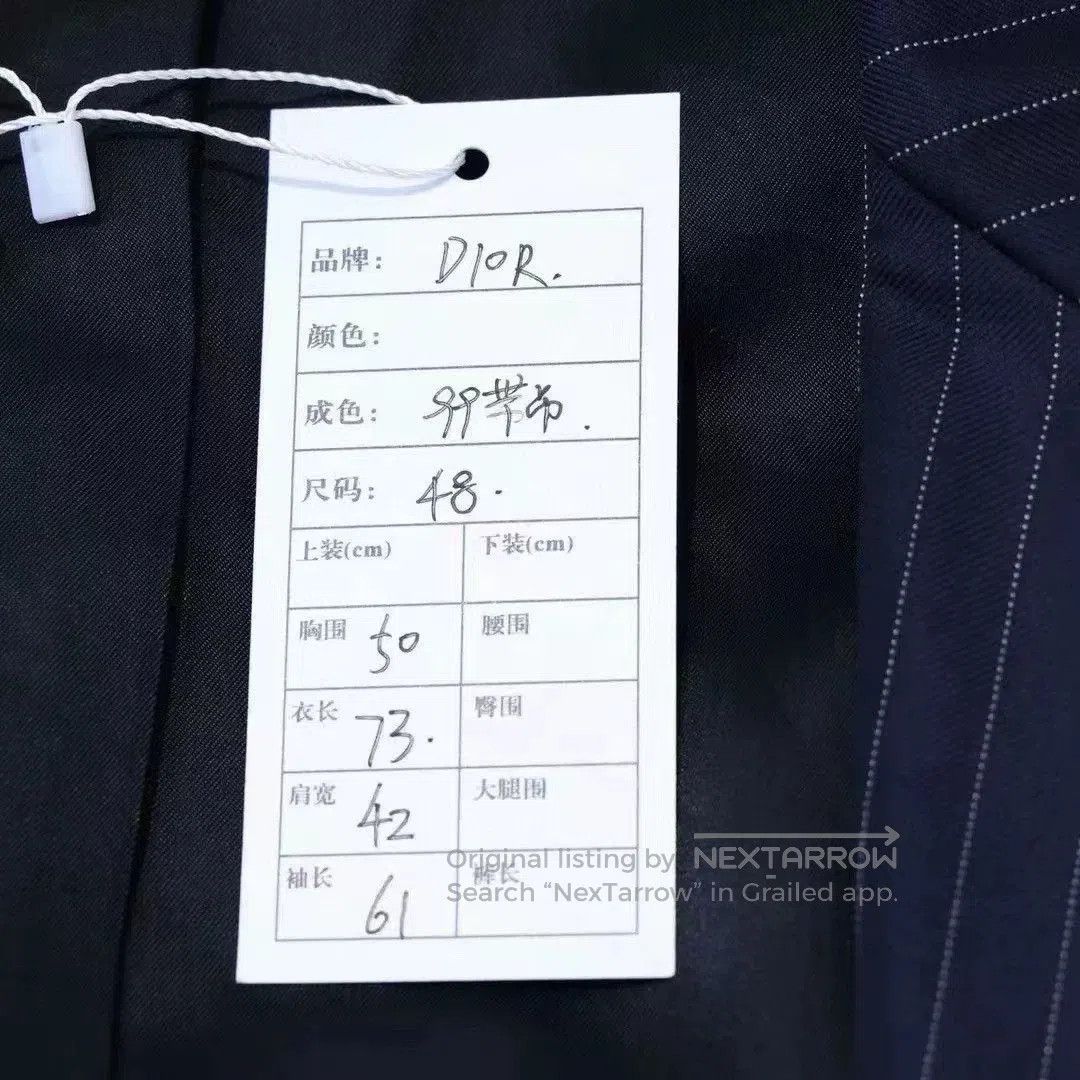 Dior DIOR Men's Navy Contrast Collar Pinstripe Wool Blazer. Size US M / EU 48-50 / 2 - 6 Thumbnail