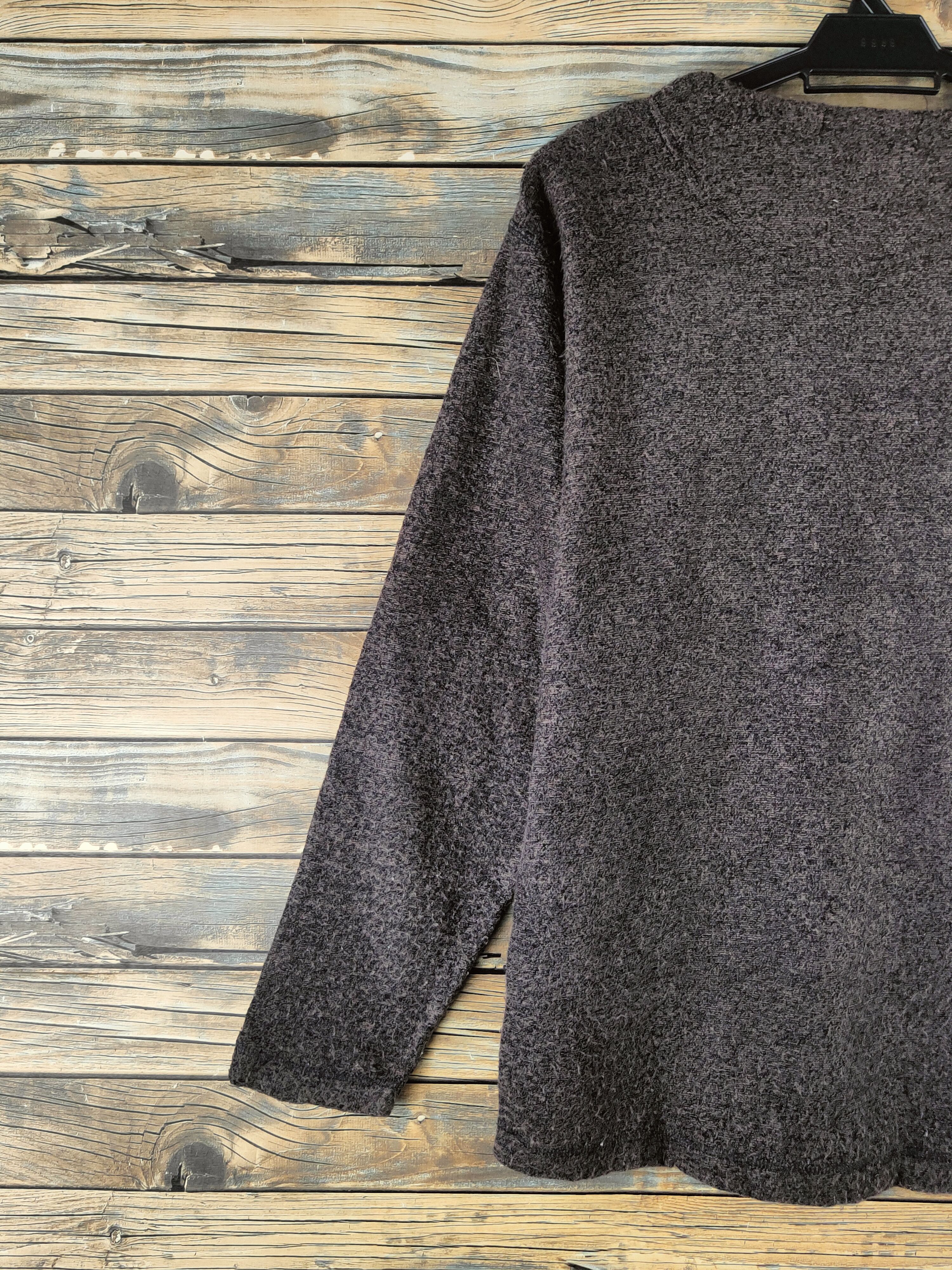 Japanese Brand DL Moderm Brown Knitwear Long Sleeve T-shirts #46-941 Size US M / EU 48-50 / 2 - 8 Thumbnail