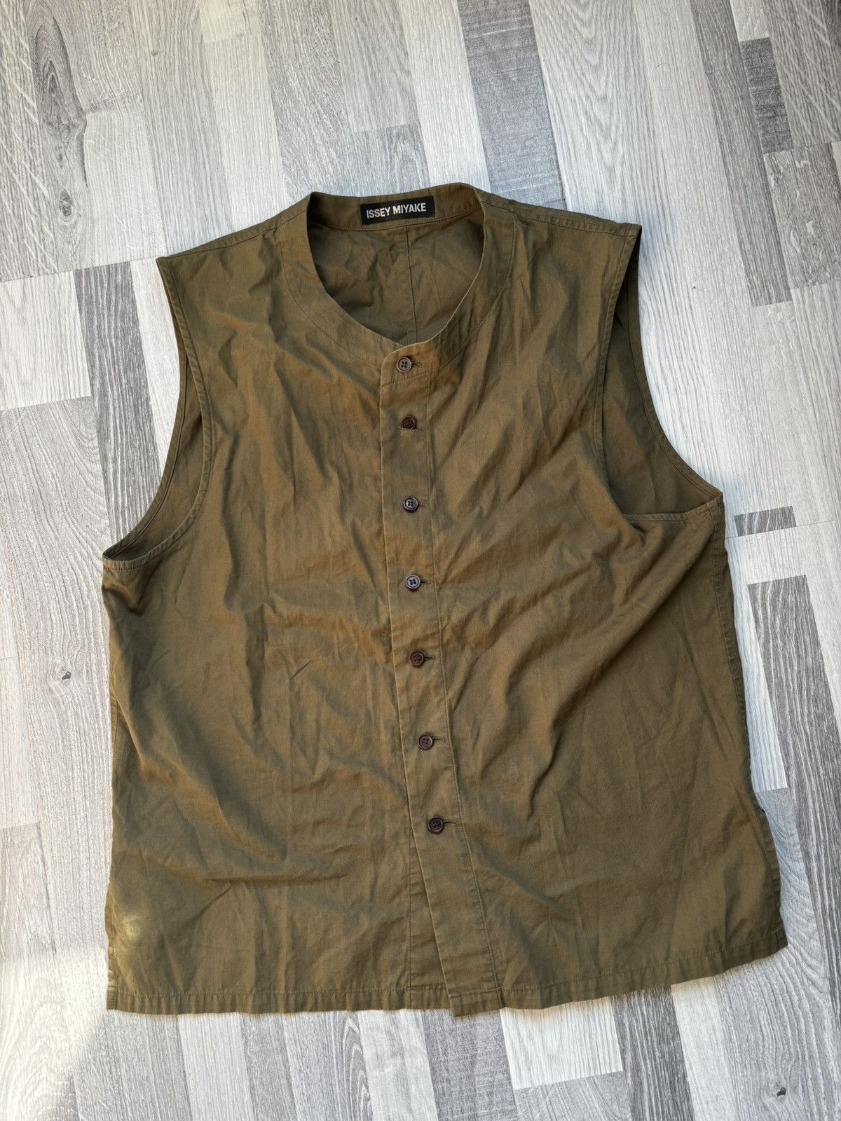 Issey Miyake Issey Miyake Men SS04 Round Collar Sleeveless Gilet Vest Size US M / EU 48-50 / 2 - 2 Thumbnail