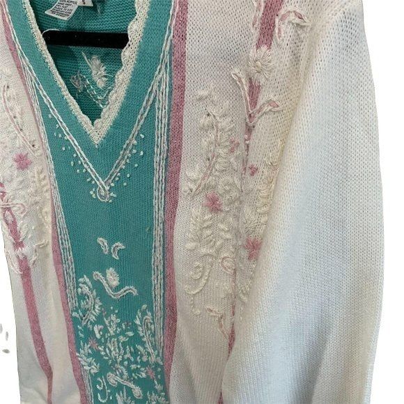 Vintage Vintage Joyce Pastel Floral Embroidered Grandmacore Sweater Size S / US 4 / IT 40 - 2 Thumbnail