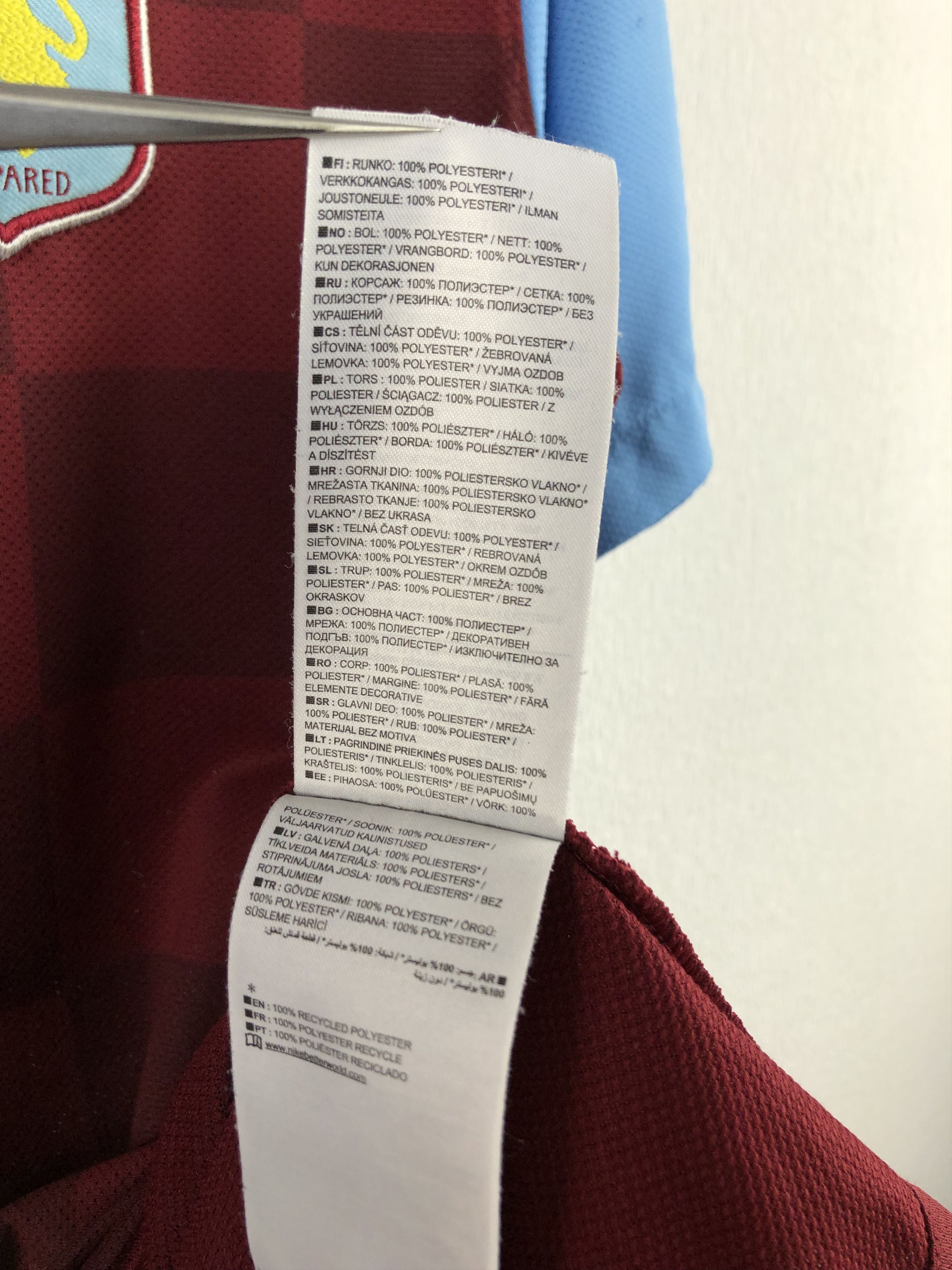 Nike Aston Villa football shirt 2011 Soccer #2 Hutton Nike Jersey Size US M / EU 48-50 / 2 - 14 Thumbnail