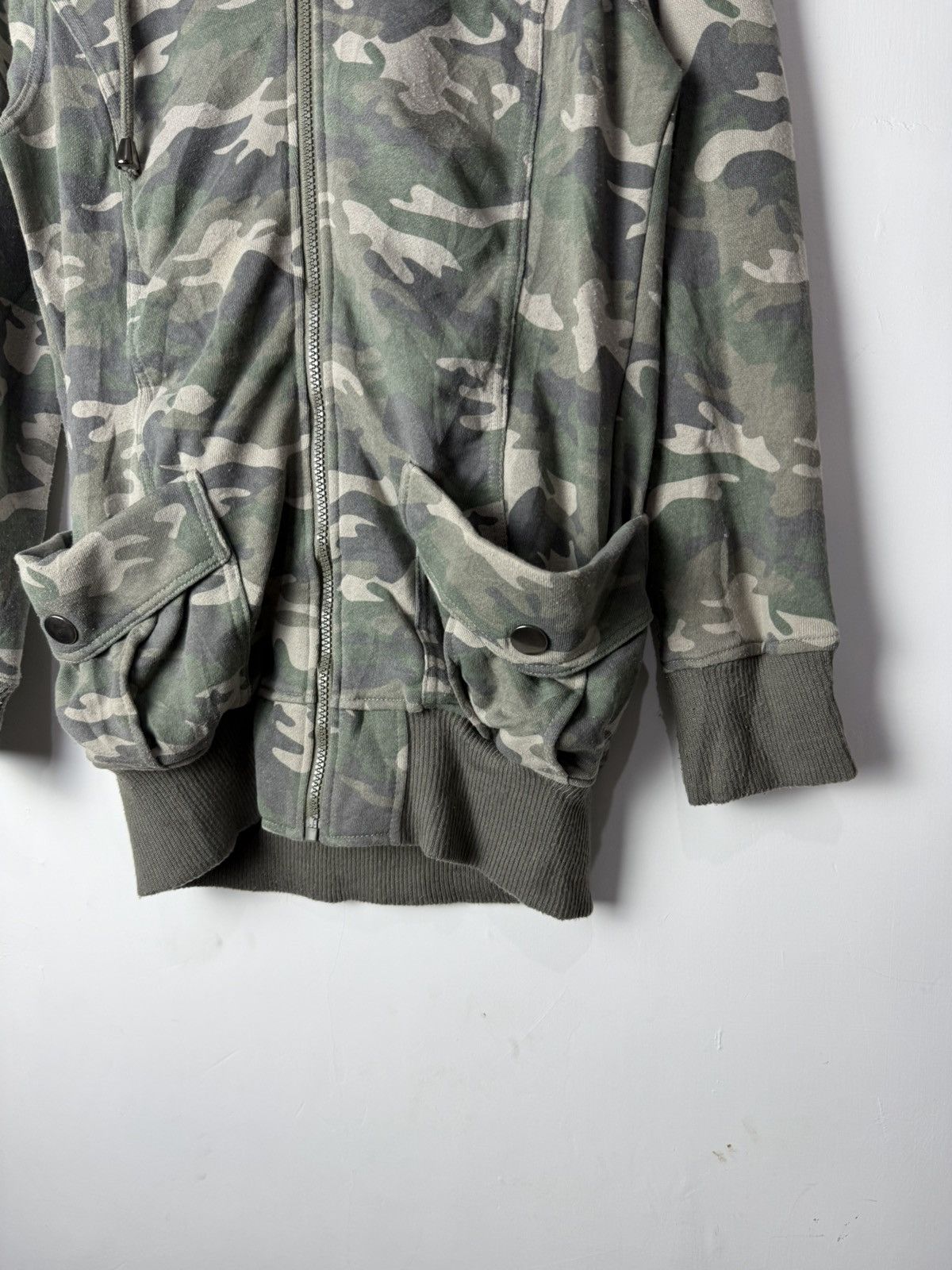 Share Spirit Homme Military camo hoodie colza Size US S / EU 44-46 / 1 - 8 Thumbnail