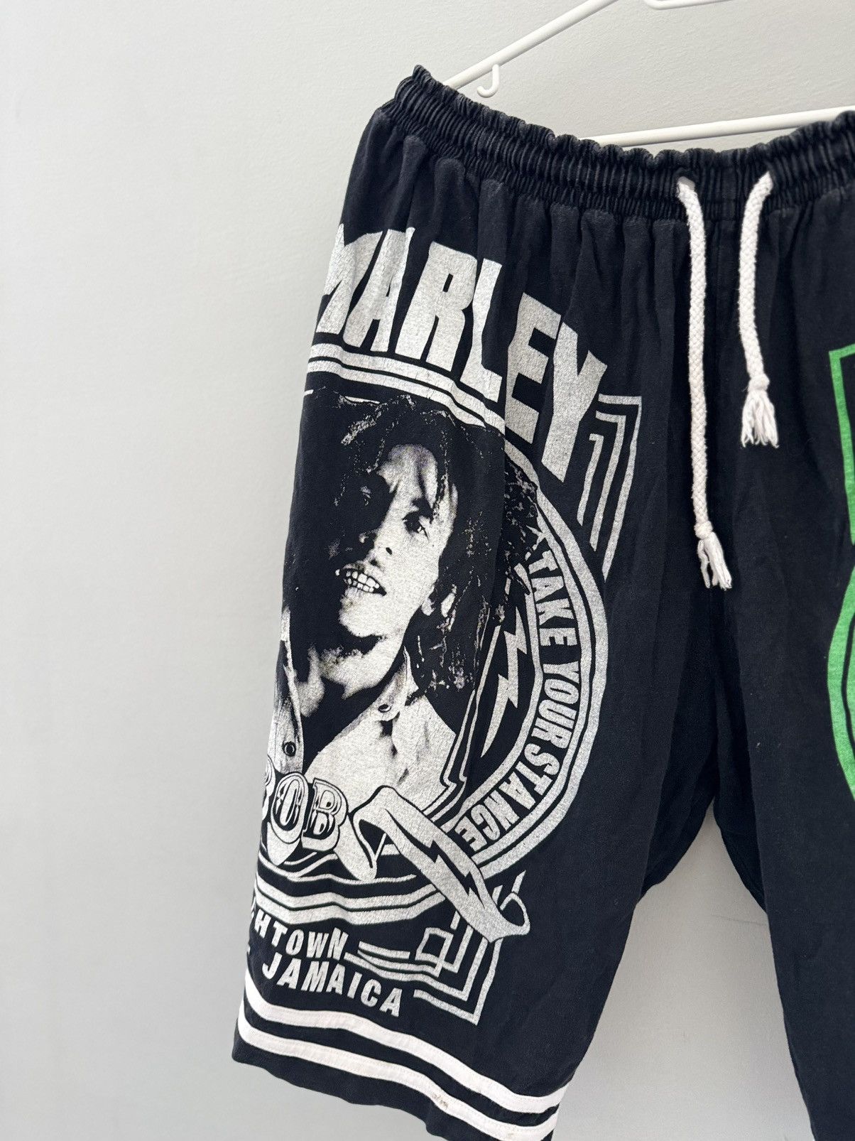 Band Tees Smoking weed Bob Marley vintage shorts black Size US 32 / EU 48 - 4 Thumbnail