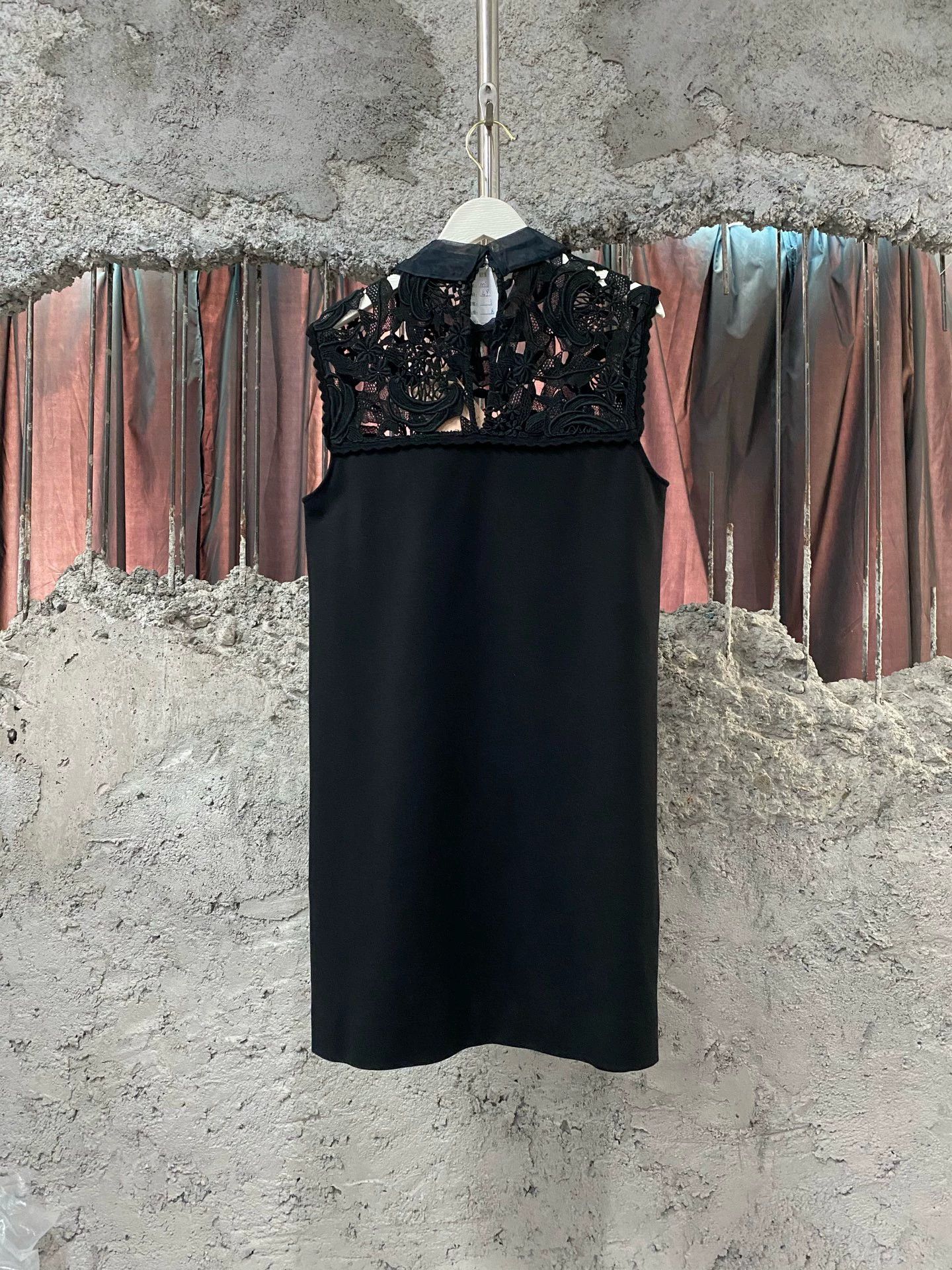 Miu Miu MIU MIU S NWT Dress Size S / US 4 / IT 40 - 2 Thumbnail