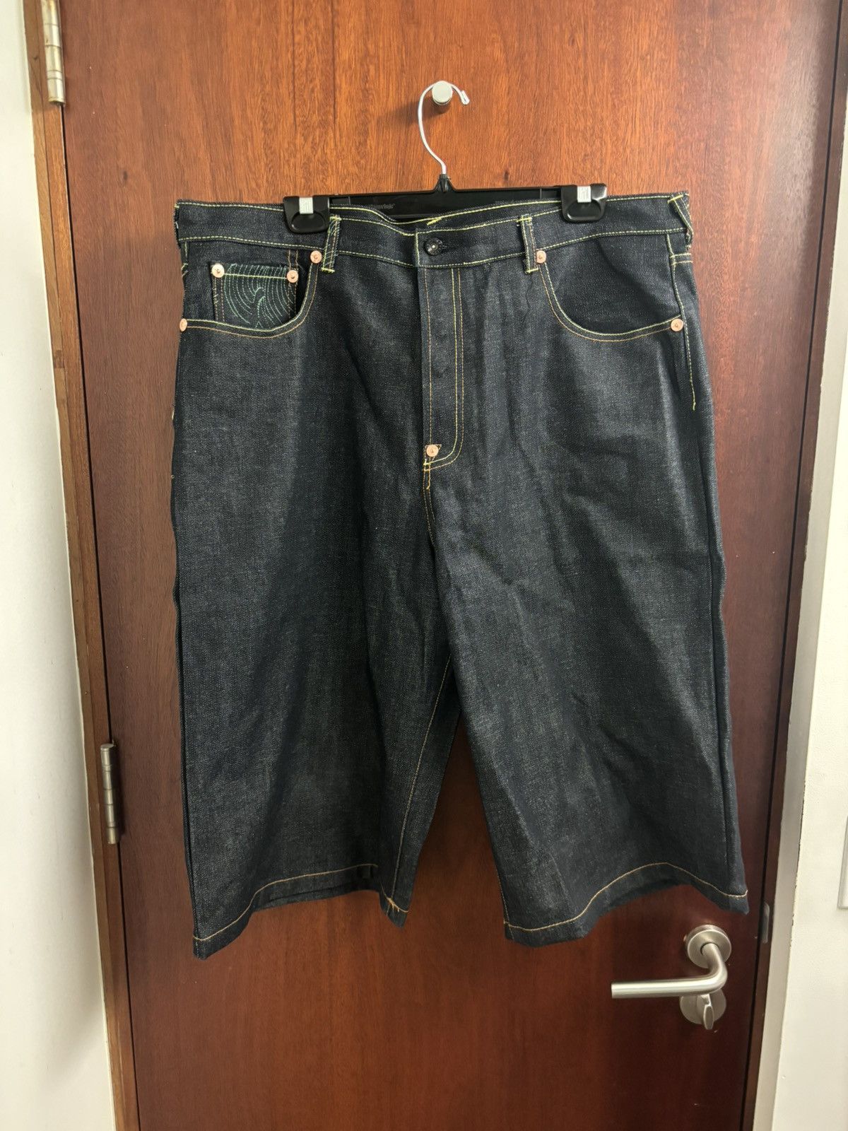 Red Monkey Red monkey indigo embroidered denim shorts/jorts 2000s Size US 38 / EU 54 - 2 Thumbnail