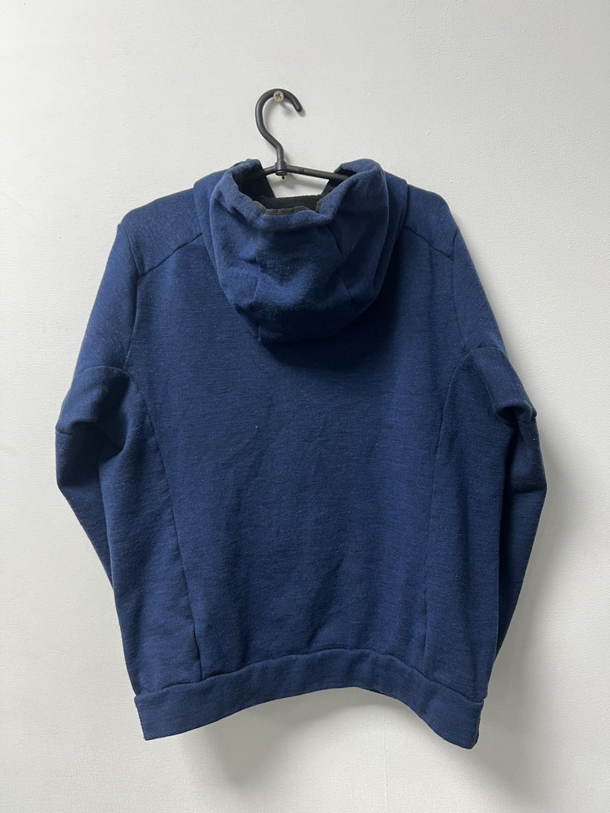 Arc'teryx Vintage Arcteryx hoodie Size US M / EU 48-50 / 2 - 9 Thumbnail