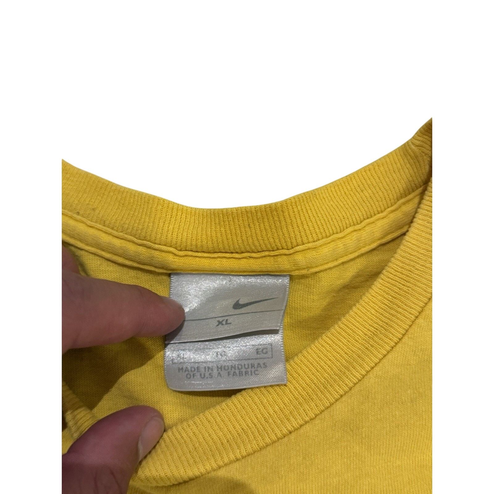 Nike Vintage Nike Lebron Tee Shirt Adult Size XL Yellow Sneaker Size US XL / EU 56 / 4 - 2 Thumbnail