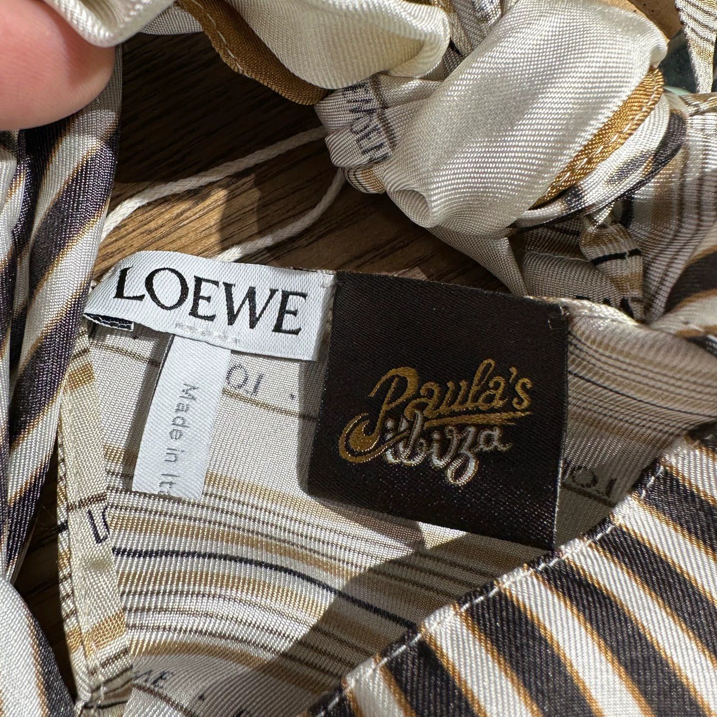 Loewe Loewe apr534 all-over logo slogan irregular silk top 32 Size XXS / US 00 / IT 34 - 3 Thumbnail