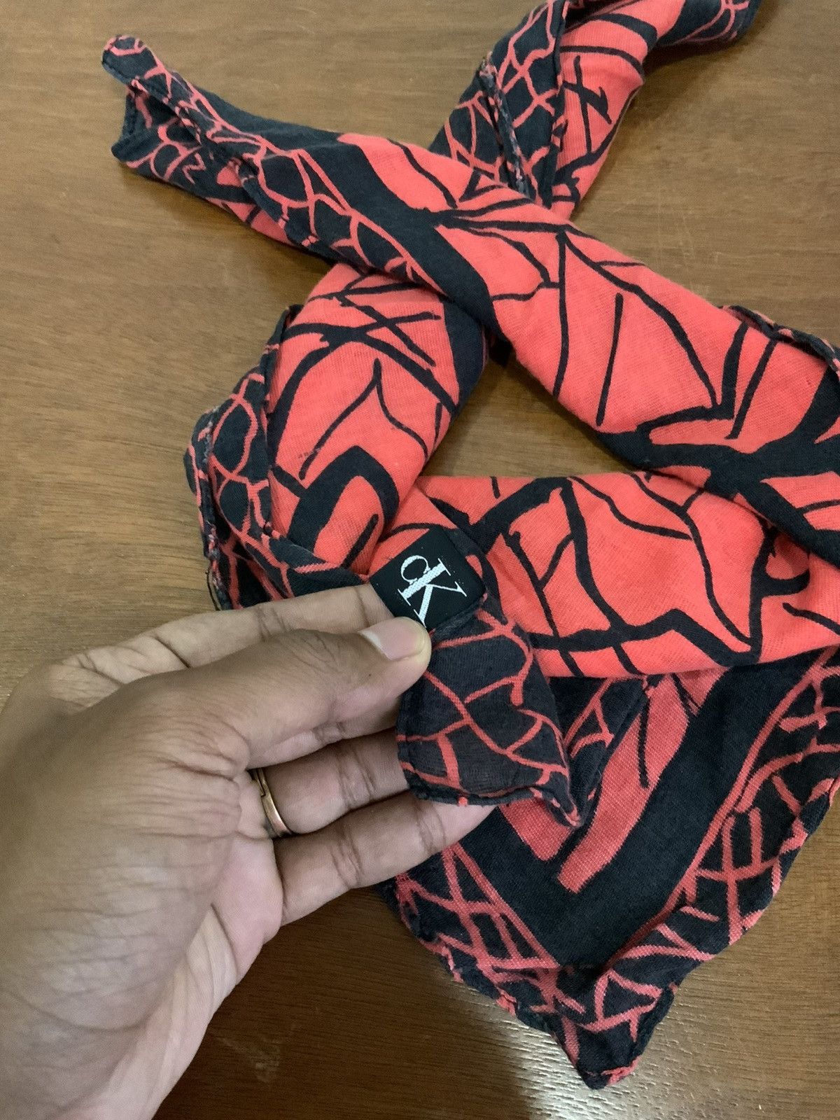 Calvin Klein Calvin Klein Handkerchief Bandana Size ONE SIZE - 6 Thumbnail
