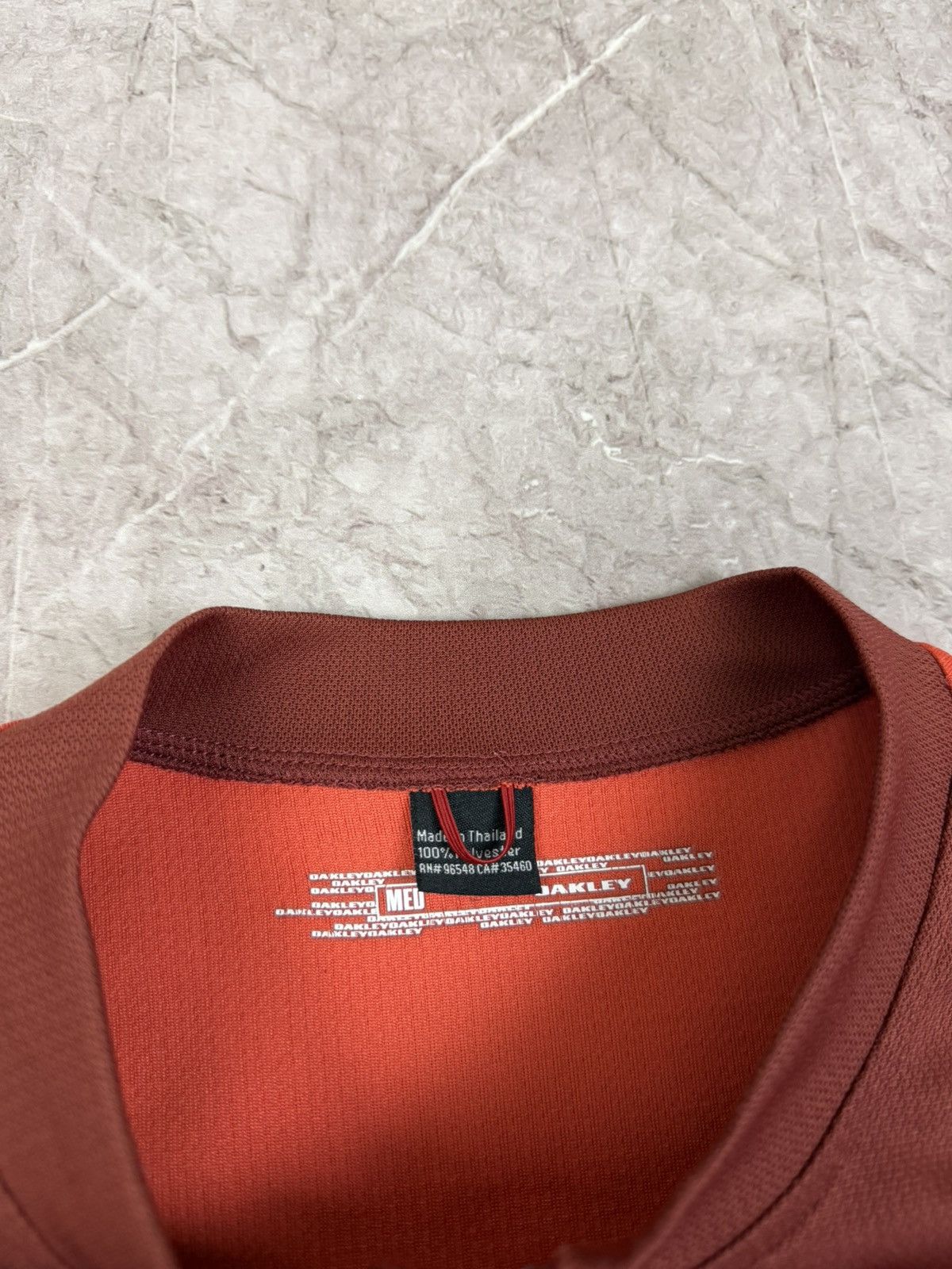 Oakley Vintage Oakley Jersey Tshirt Y2K Tee Size US L / EU 52-54 / 3 - 8 Thumbnail