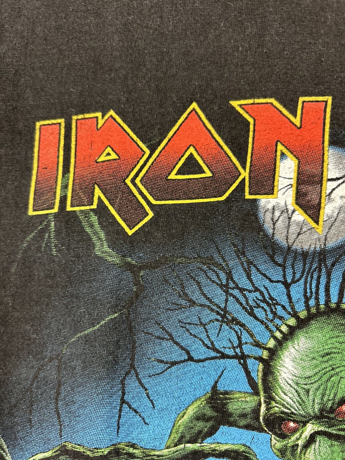 Band Tees Vintage 00s Iron Maiden Faer of the Dark T shirt Size US XL / EU 56 / 4 - 10 Thumbnail